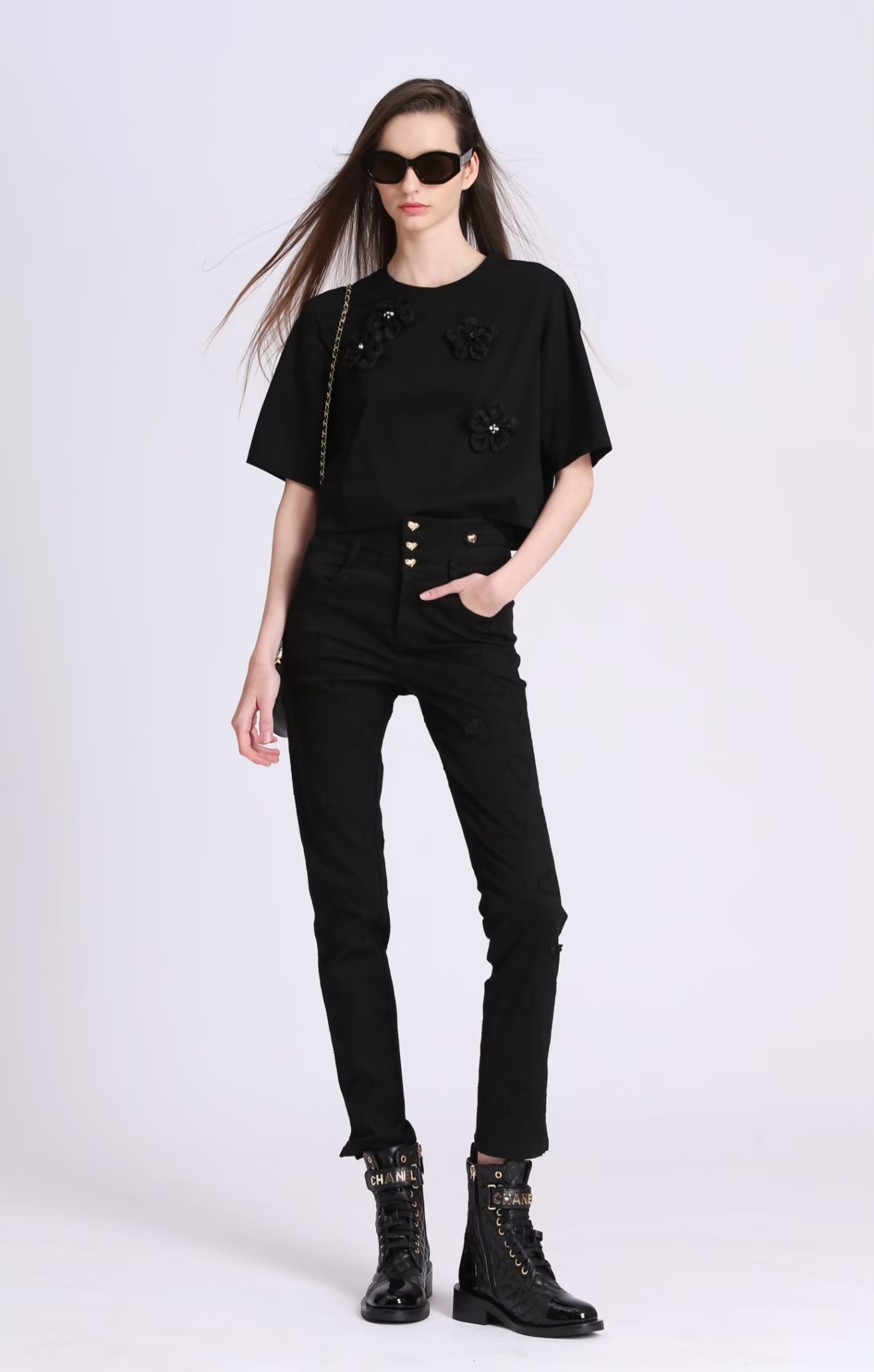 BD15123A1 立體花短版上衣