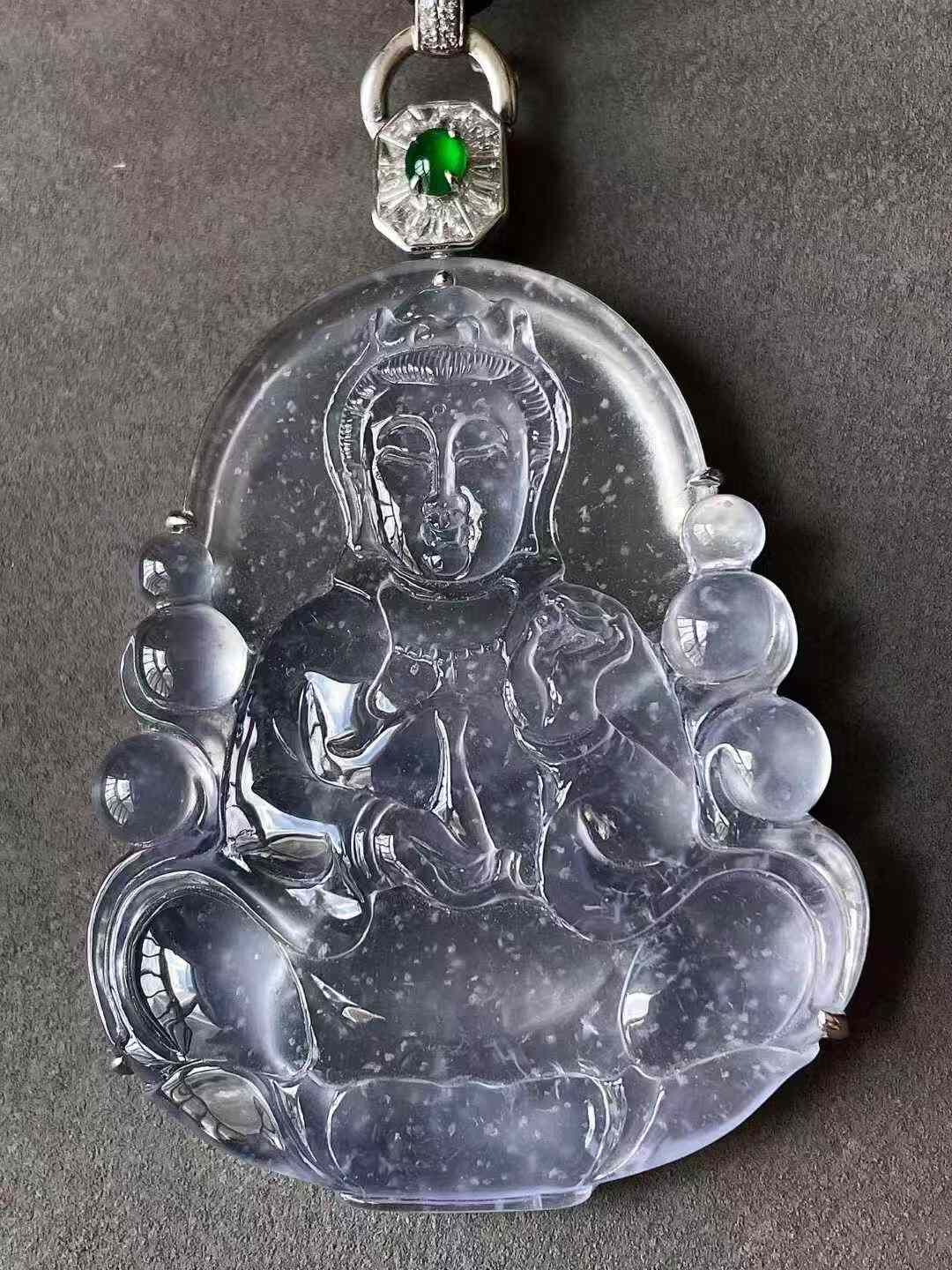 925554 翡翠玻璃種雪花棉觀音吊墜