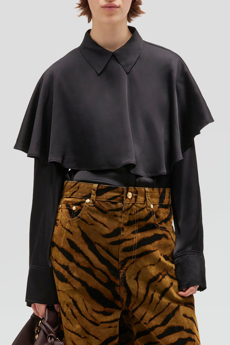 GANNI｜COLLAR 緞面斗篷領片襯衫