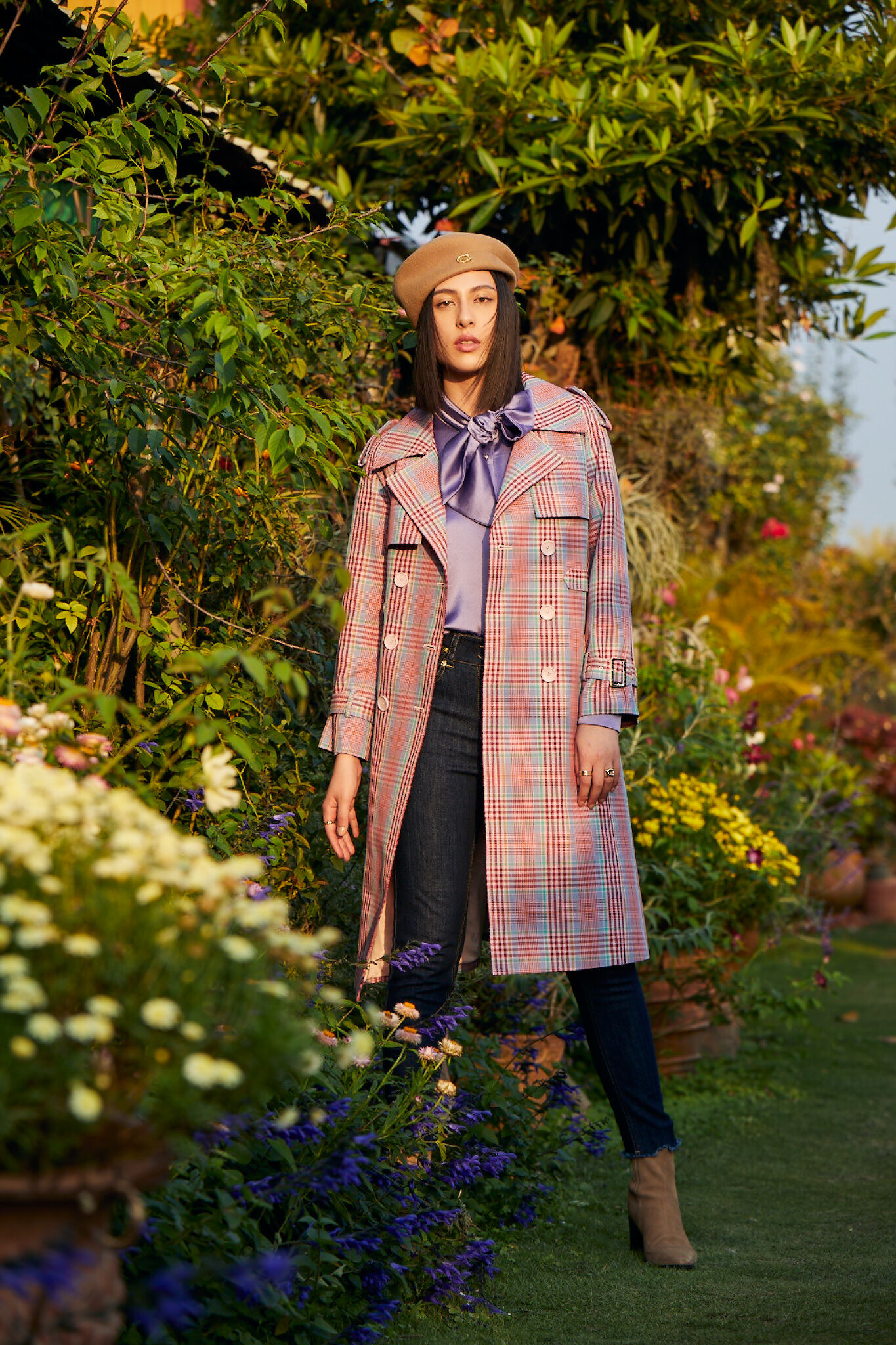 BB1HB015A1 法式莊園光澤感大領結上衣 (官網線定)