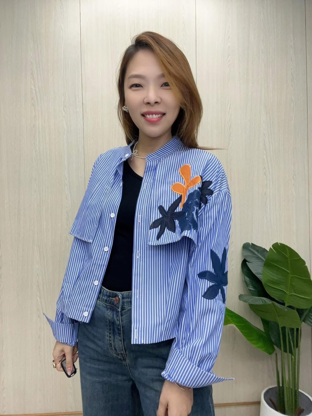 韓國型格立體花拼直條恤衫～123AN