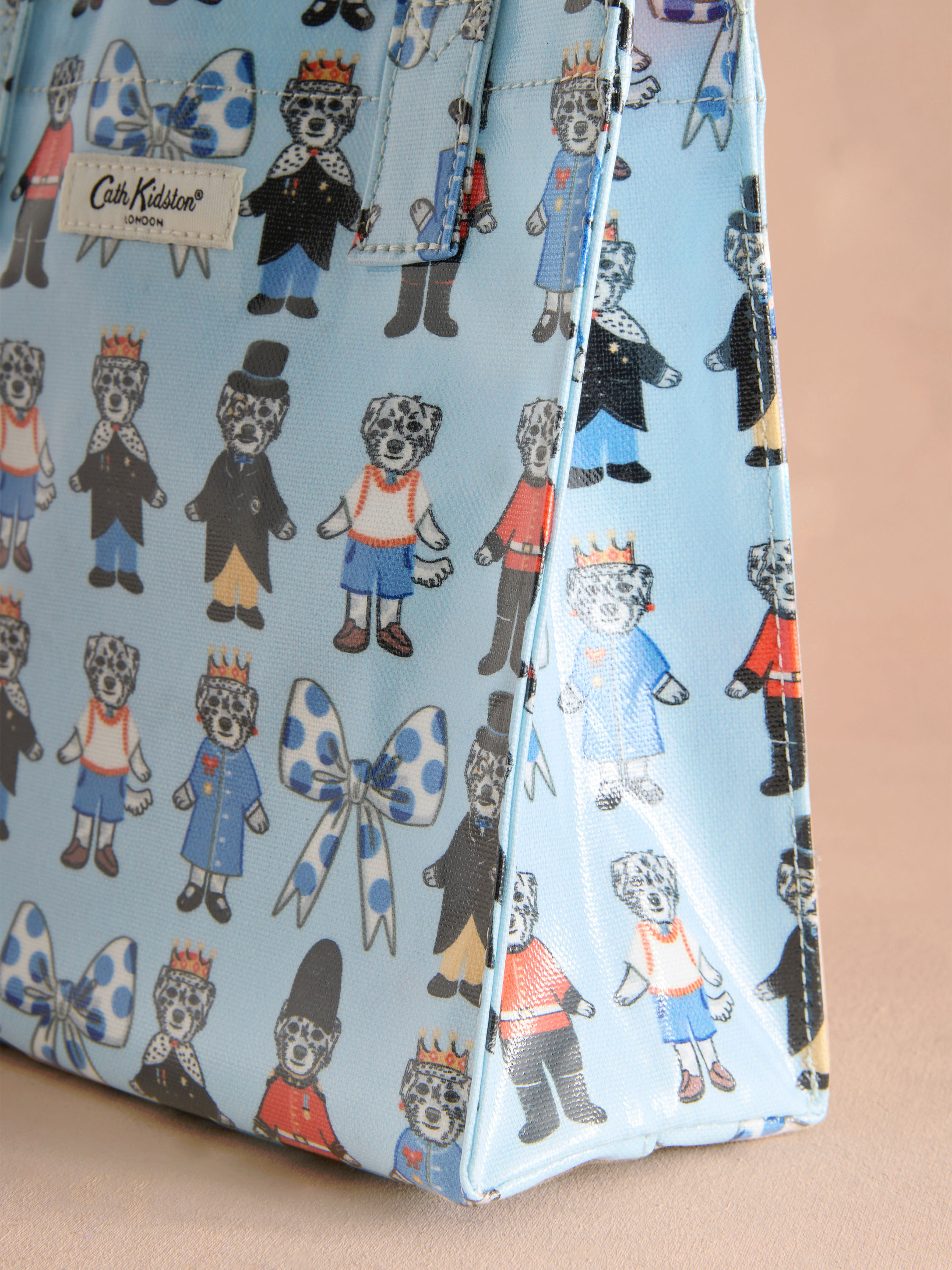 London Dogs 防潑水萬用小手提袋