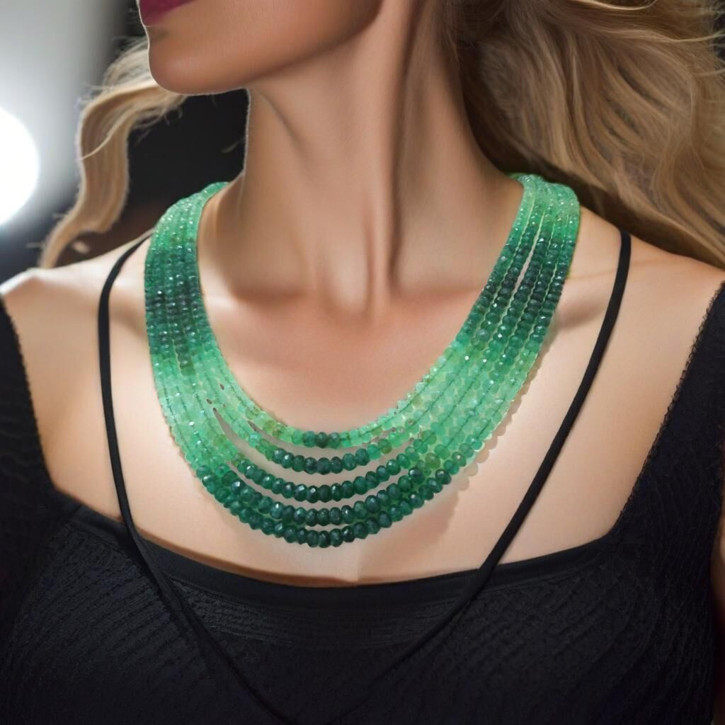 Natural Emerald Beaded Necklace