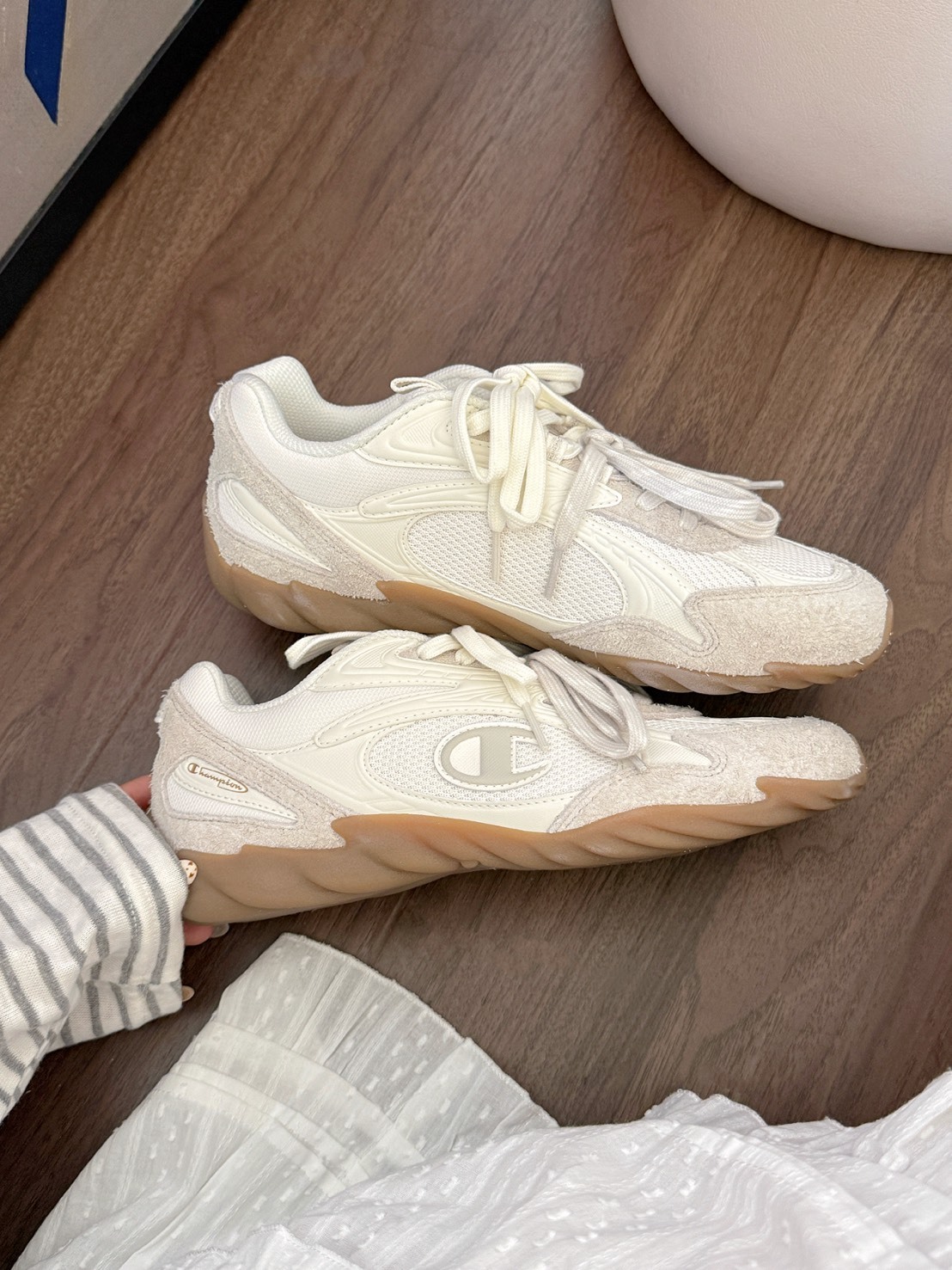 CHAMPION ROCHESTER 渦流版薄底鞋 奶白