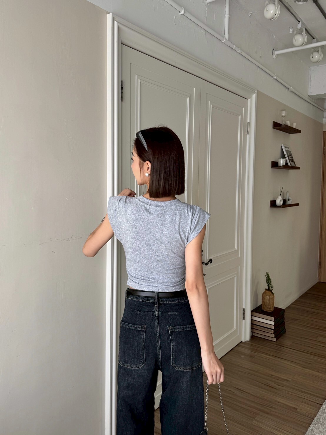 側抓皺小飛袖遮肉上衣