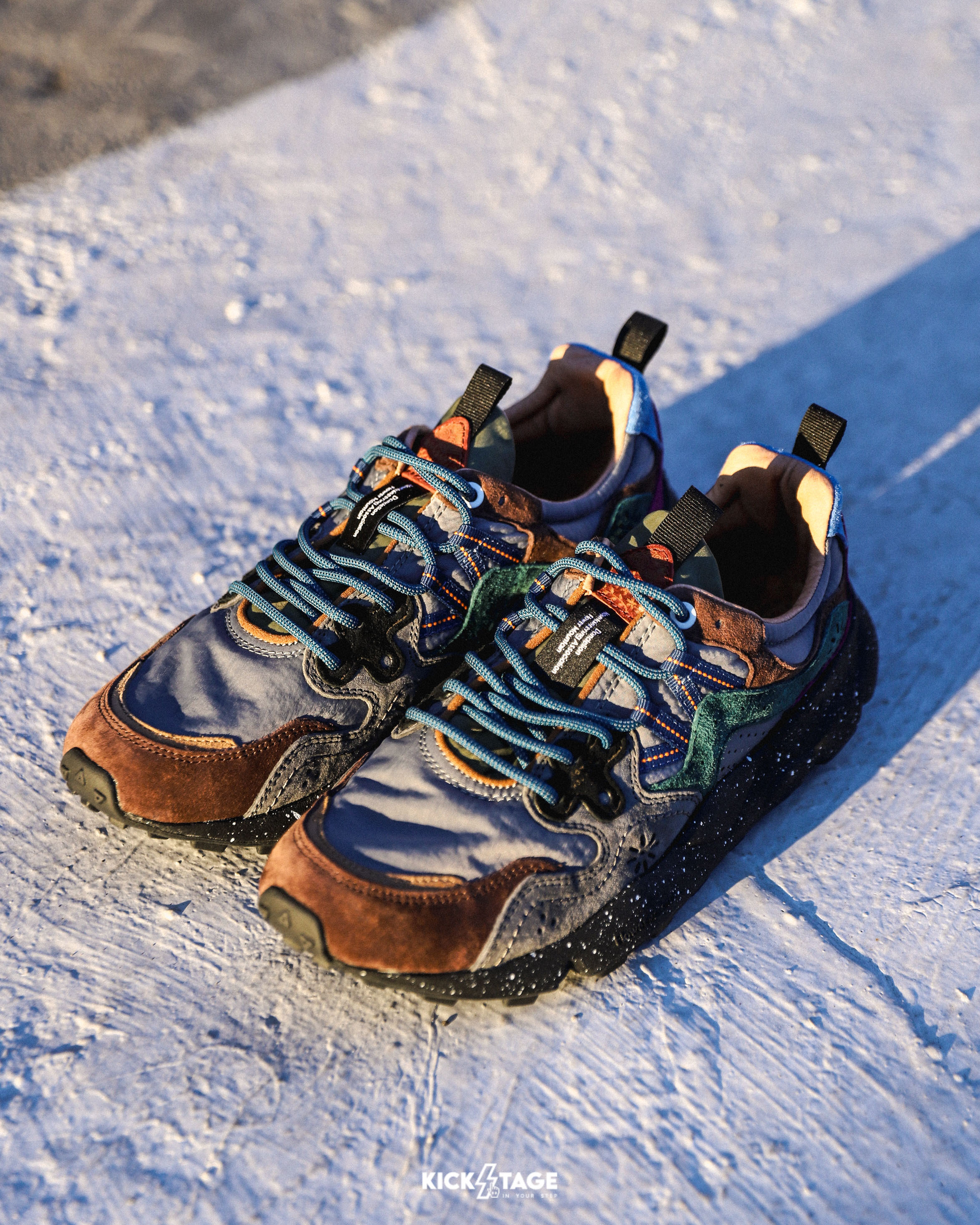 男鞋 Flower MOUNTAIN 山霧花野 YAMANO 3 山野3 深灰色 戶外 皮革 多層次拼接 軟木鞋墊 耐磨橡膠大底 休閒鞋【FM2589298】