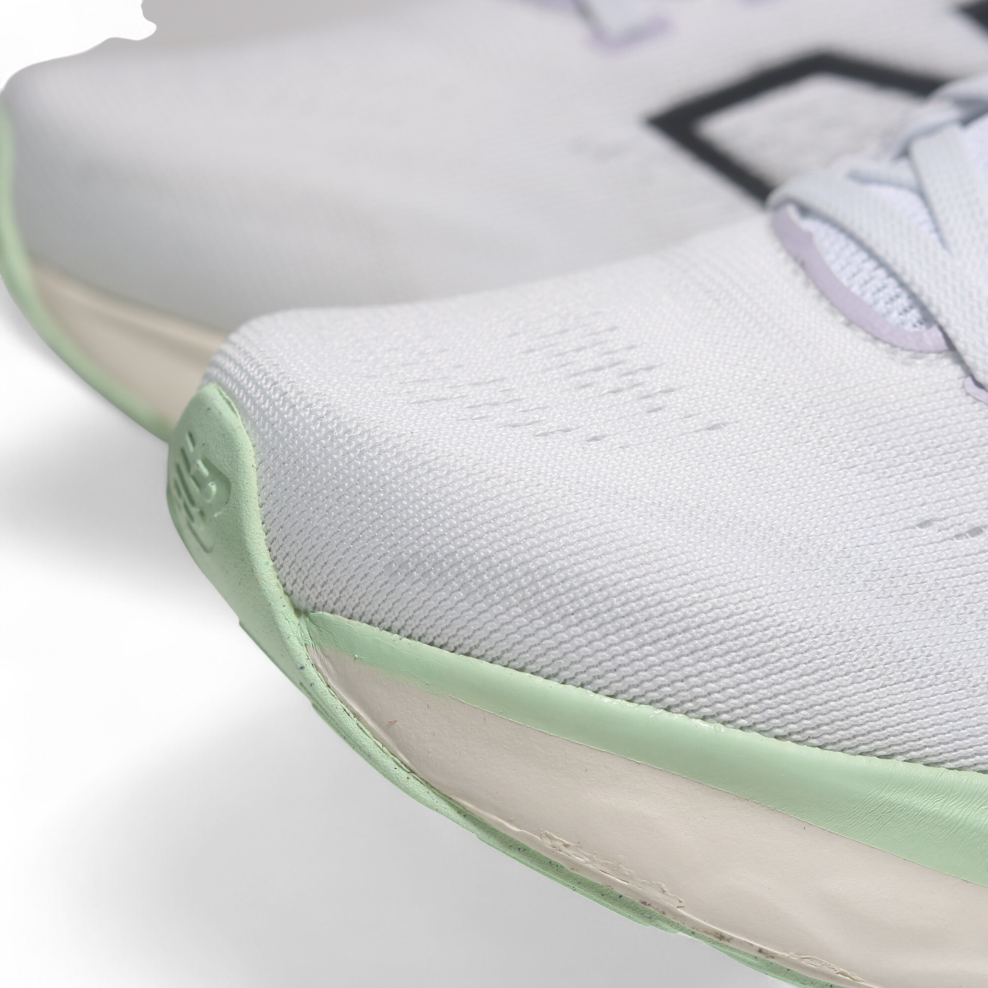 NEW BALANCE 慢跑鞋 NB 680 白綠 寬楦 運動鞋 女 W680CW8