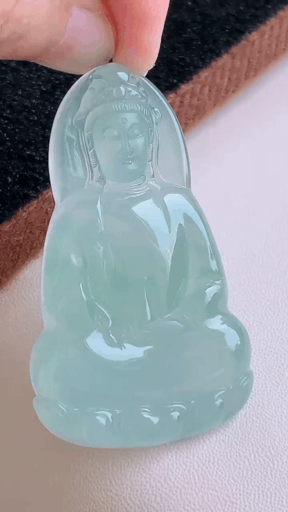 925724 翡翠冰晴素衣觀音