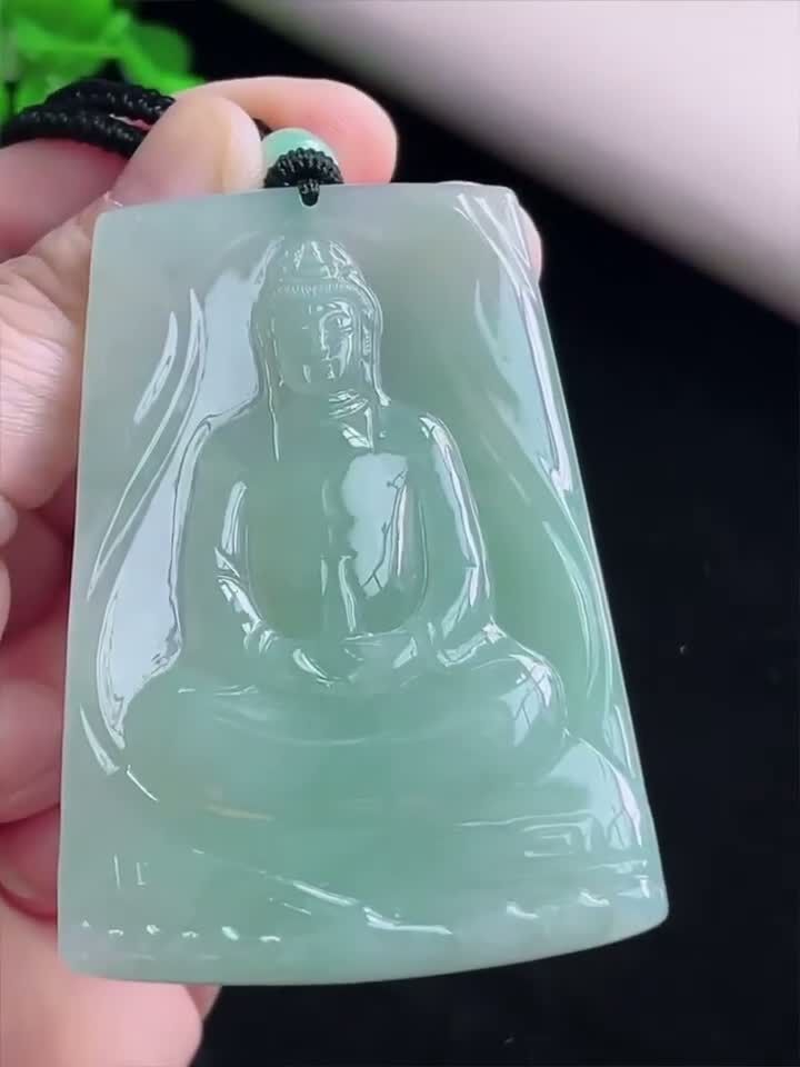 925726 翡翠冰底色精雕素衣觀音