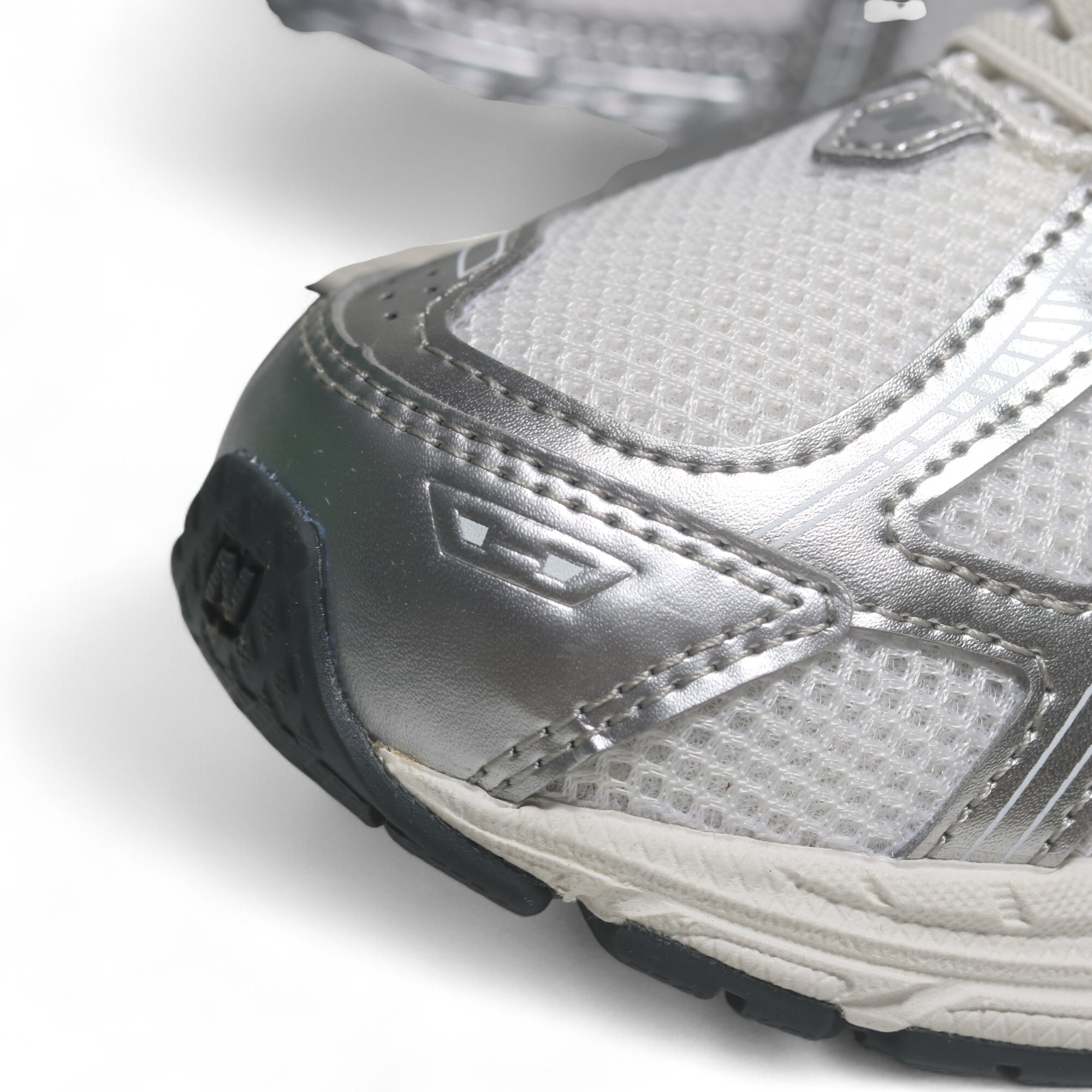 NEW BALANCE 童鞋 NB 1906 銀白 黏帶 氣墊 中童 PV1906SW