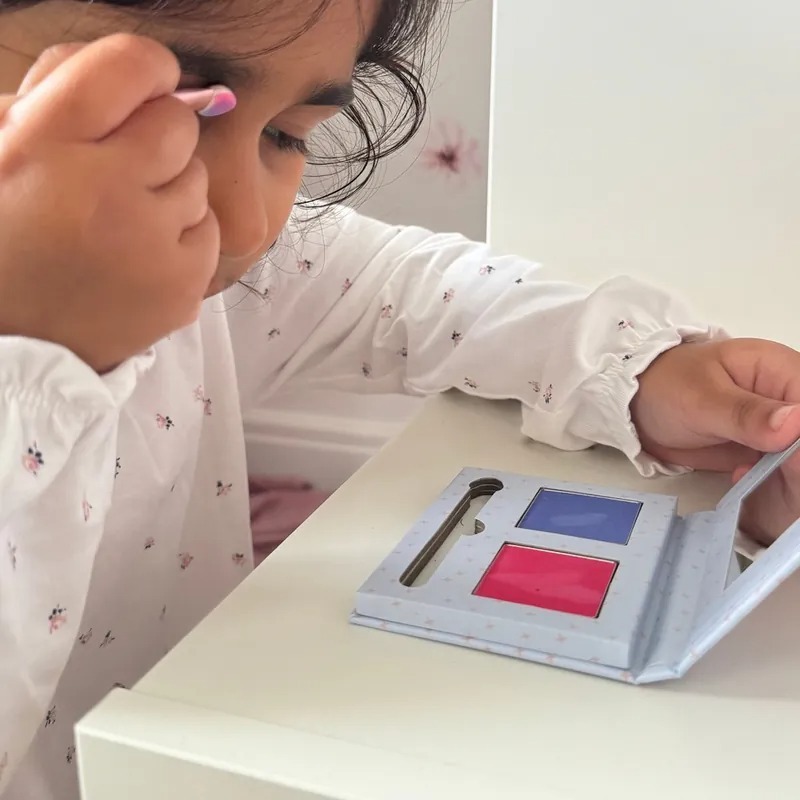 Miss Nella 兒童水性眼影腮紅盤(夢幻糖果屋-雙色附刷具)