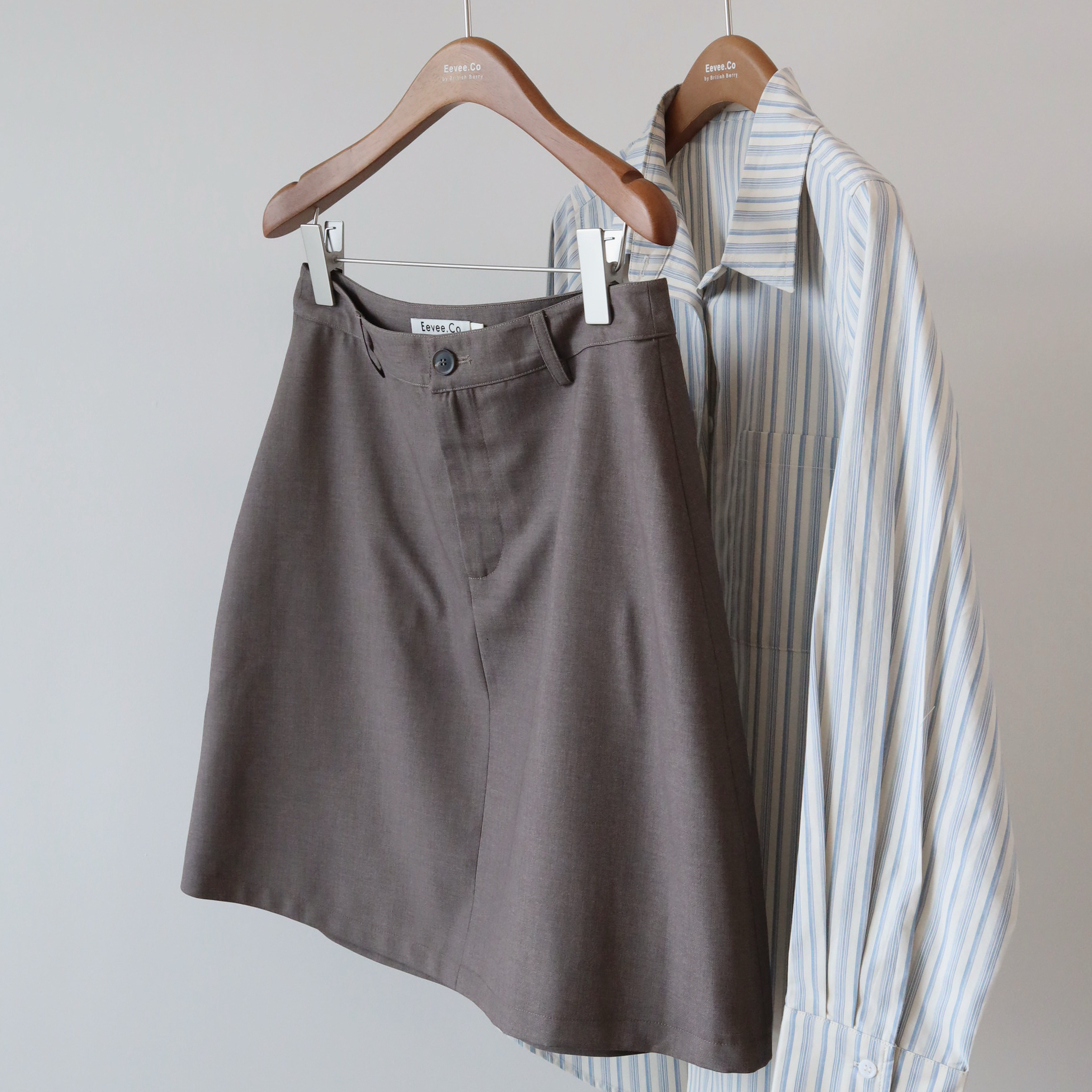 現貨 7268 灰啡色A-cut半身裙