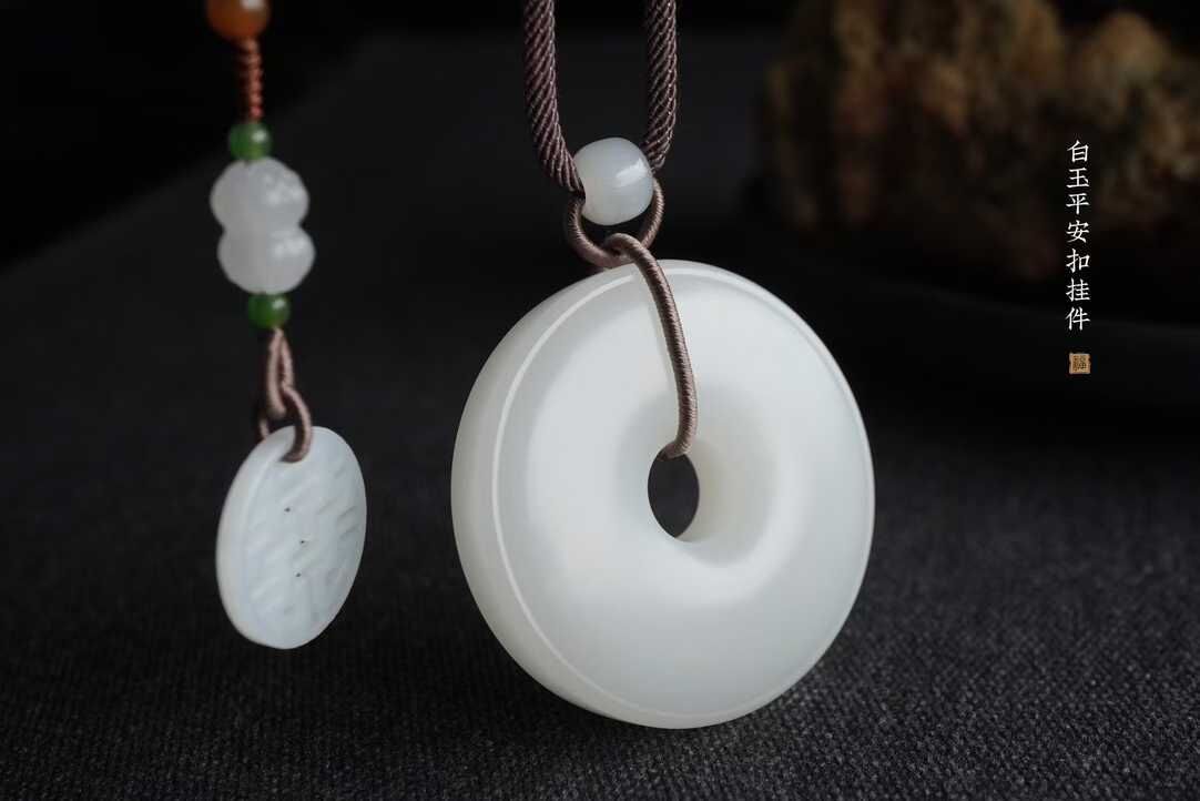 92441 和田玉羊脂白玉平安扣掛件 (45.5mm直徑)