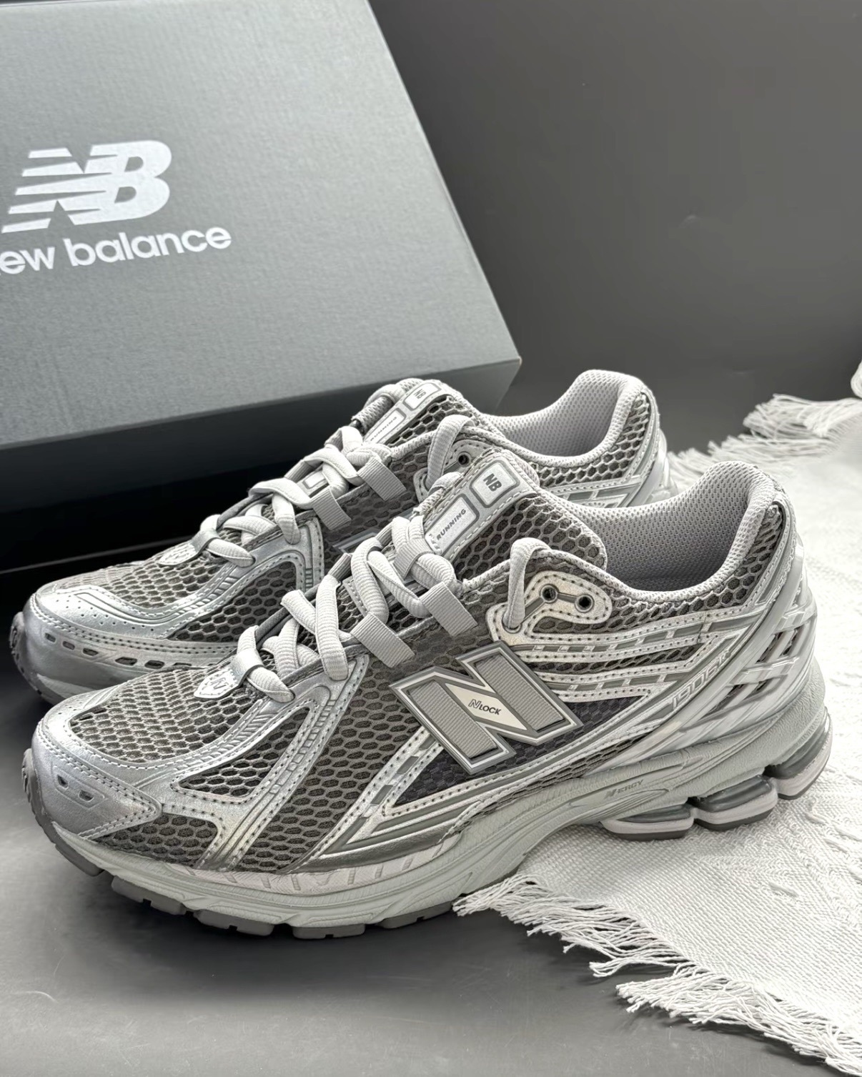 【全智賢同款】 NB 1906復古 Y2K 液態銀🩶