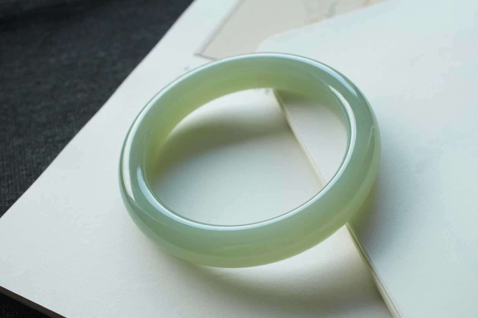 92442 57mm和田玉冰底晴水平安鐲 (56-58)