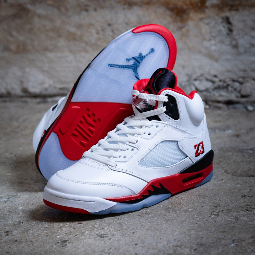 NIKE AIR JORDAN 5 RETRO OG "FIRE RED BLACK TONGUE" 反轉 流川楓 AJ5 白黑紅 籃球鞋 復古休閒鞋 HQ7978-101
