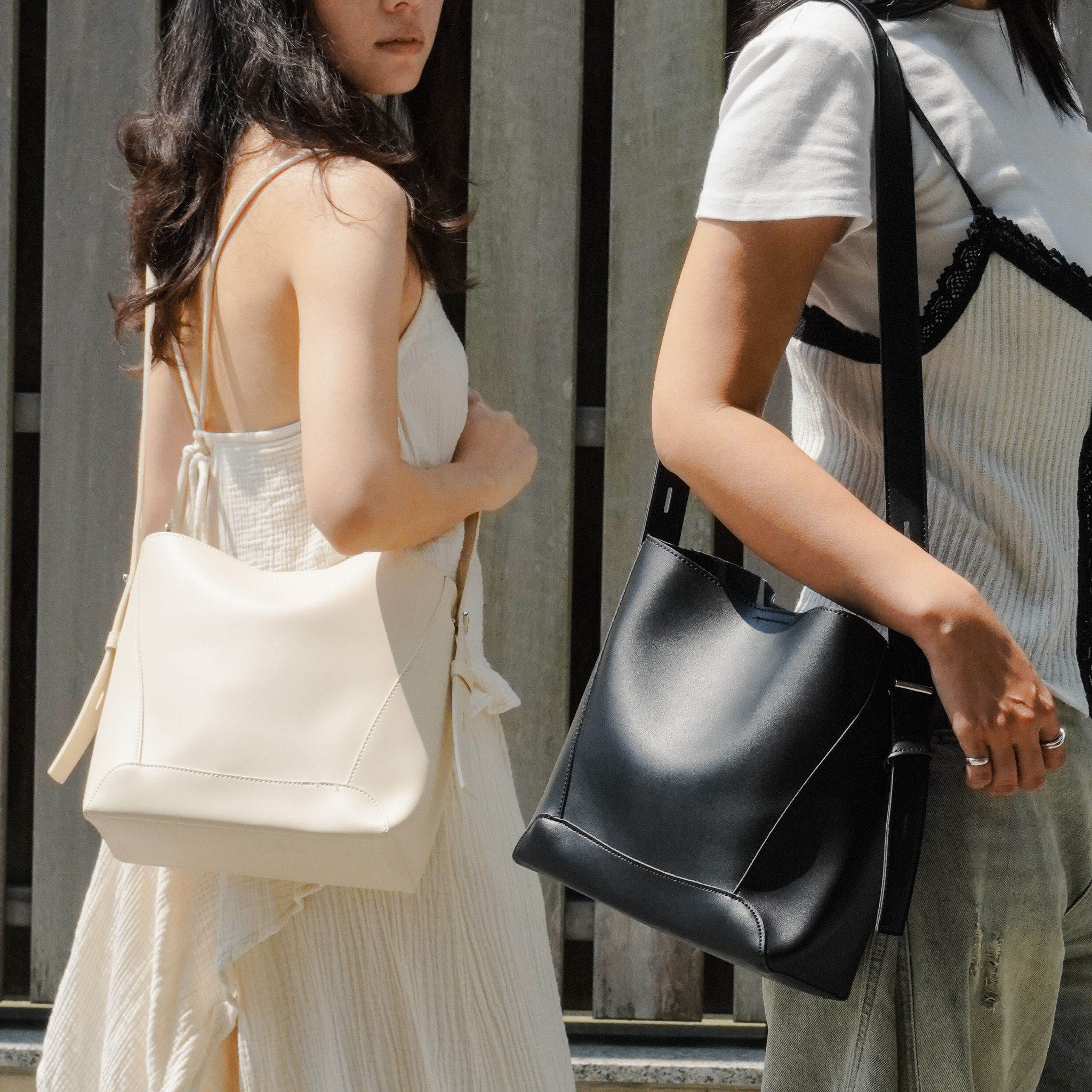 大容量水桶肩背包 四色售