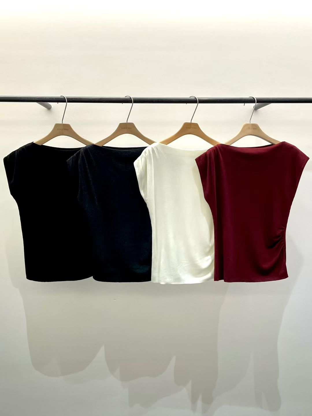 *最後現貨特價* OB5029 羊毛微垂墜飛飛袖上衣