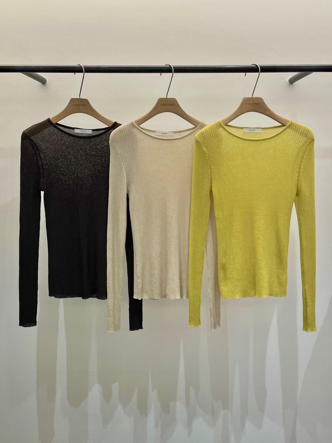 OB5033 貼身捲邊圓領長袖上衣 *特價* (優惠碼同充值購物金不適用)