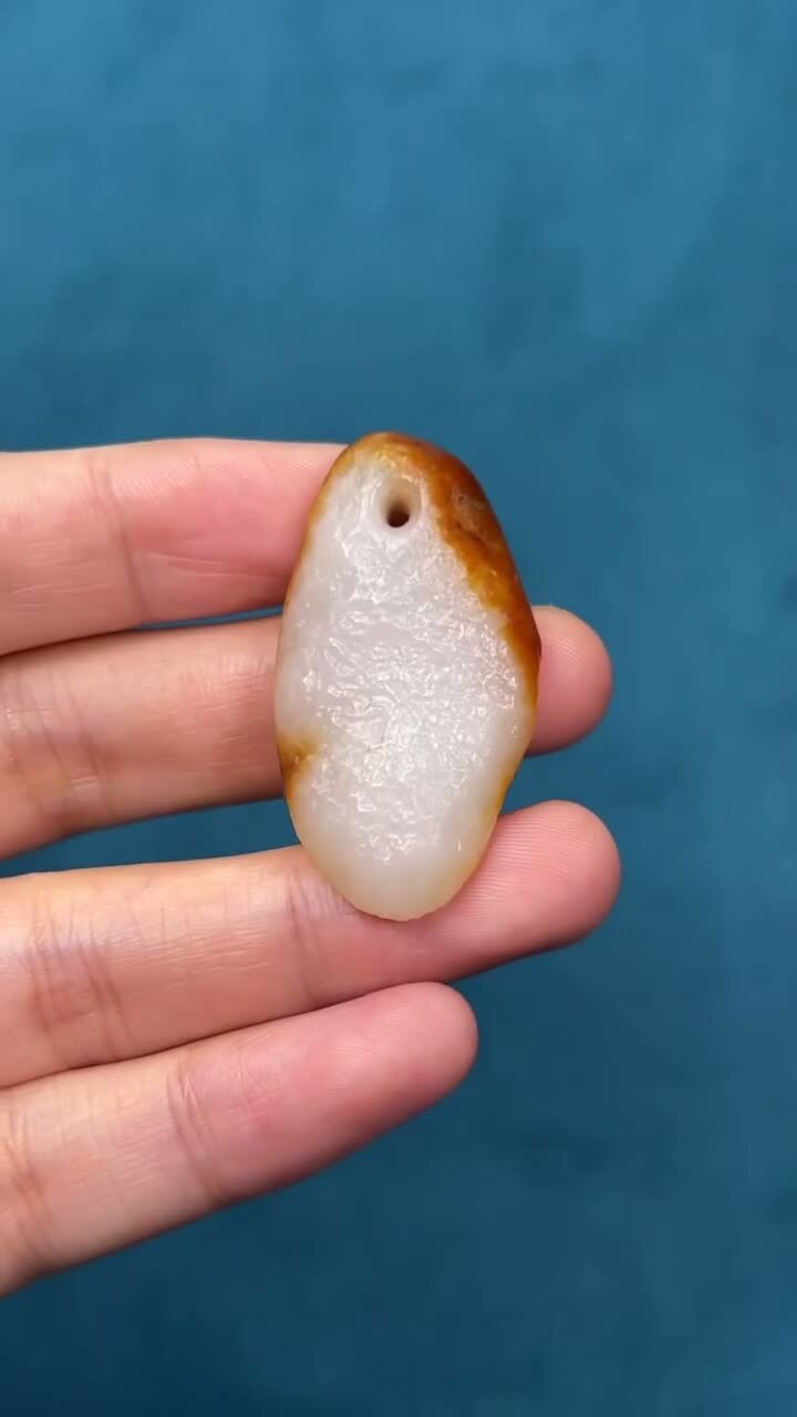 92238 和田玉籽料一眼萬年