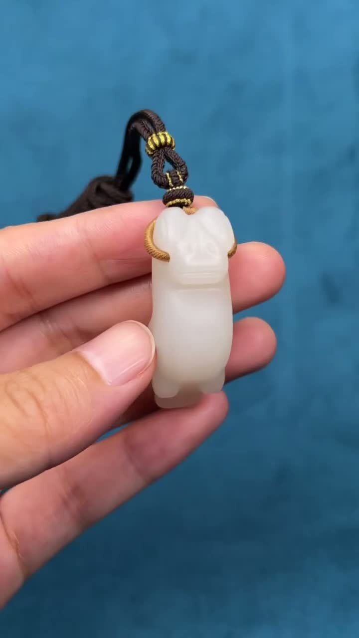 92239 和田玉籽料飛黃騰達