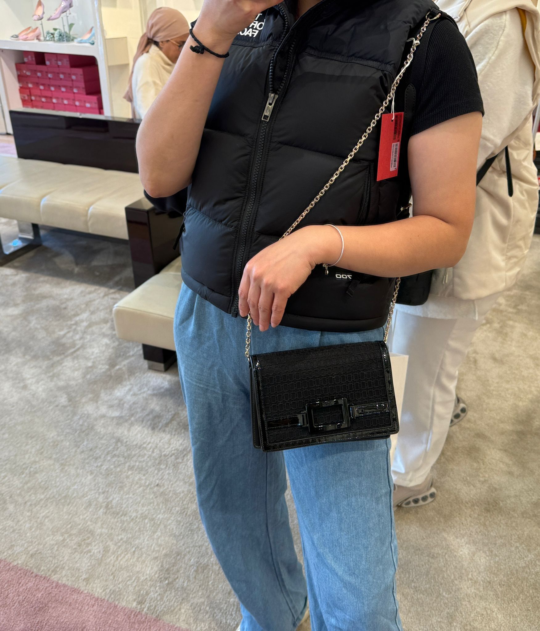 Roger Vivier RV Flap bag black RBWAORD