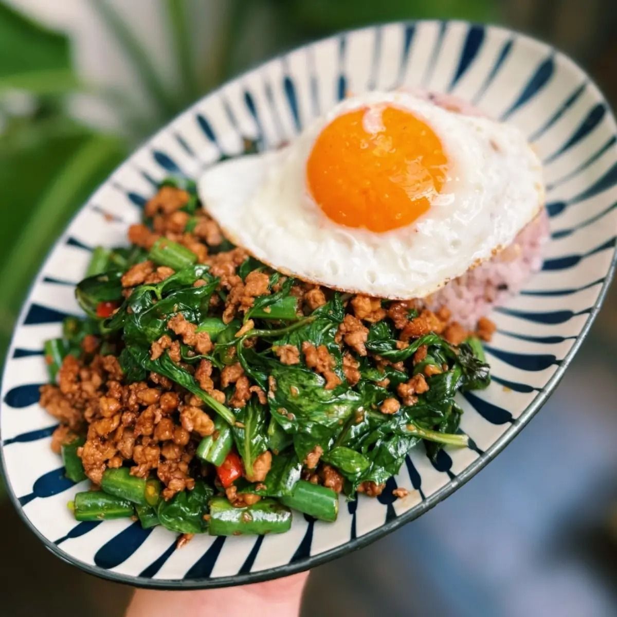 [ARO] 泰式羅勒汁(泰式辣香葉肉碎調味料) 1.1KG