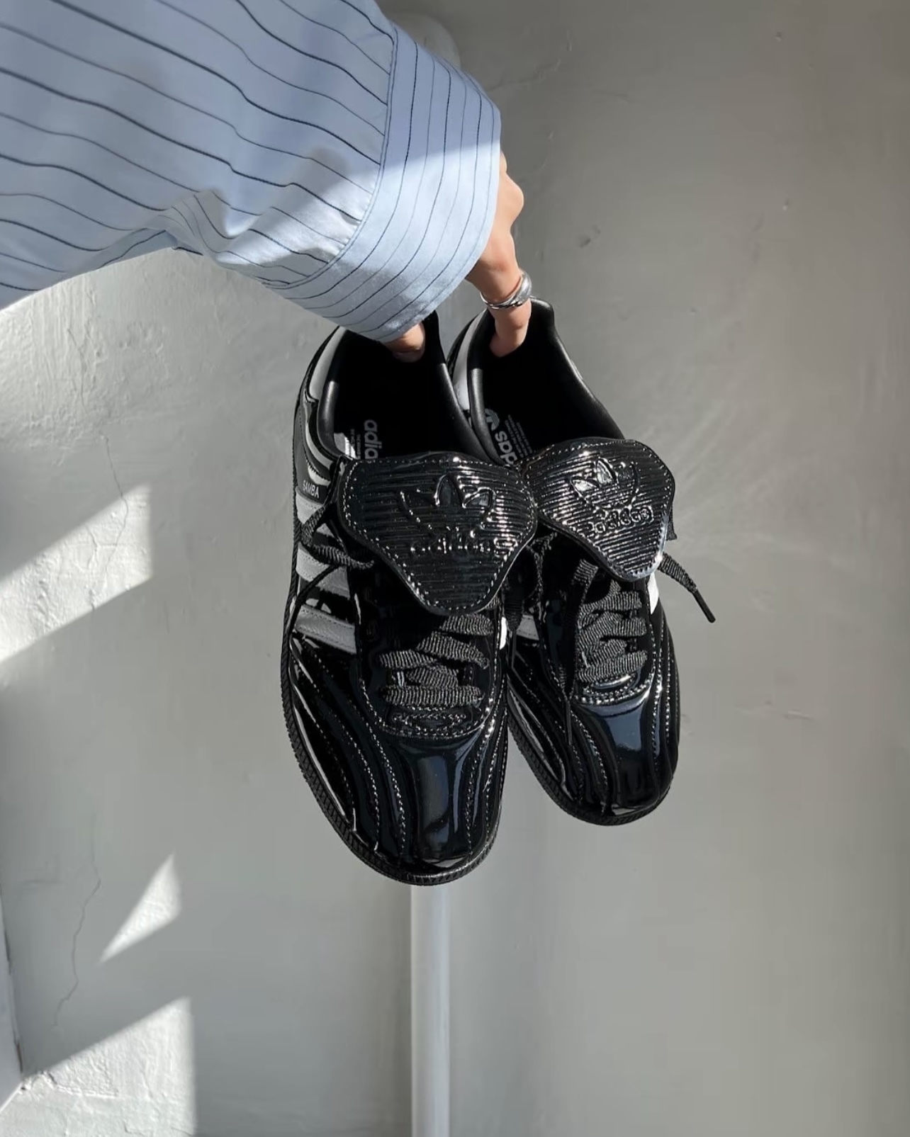 Adidas Samba LT 外翻鞋舌 漆皮 德訓鞋 黑