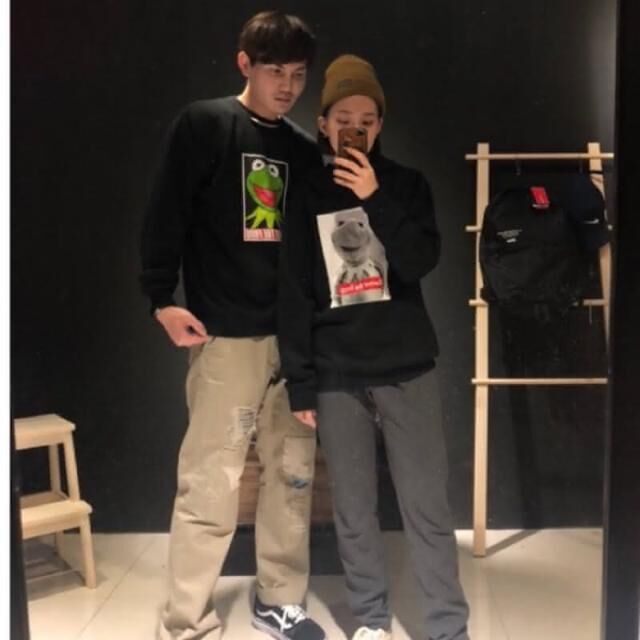 【出清特價】日本限定 DISNEY Kermit 蚵米蛙 黑色連帽上衣 男女款 L 亞洲男版