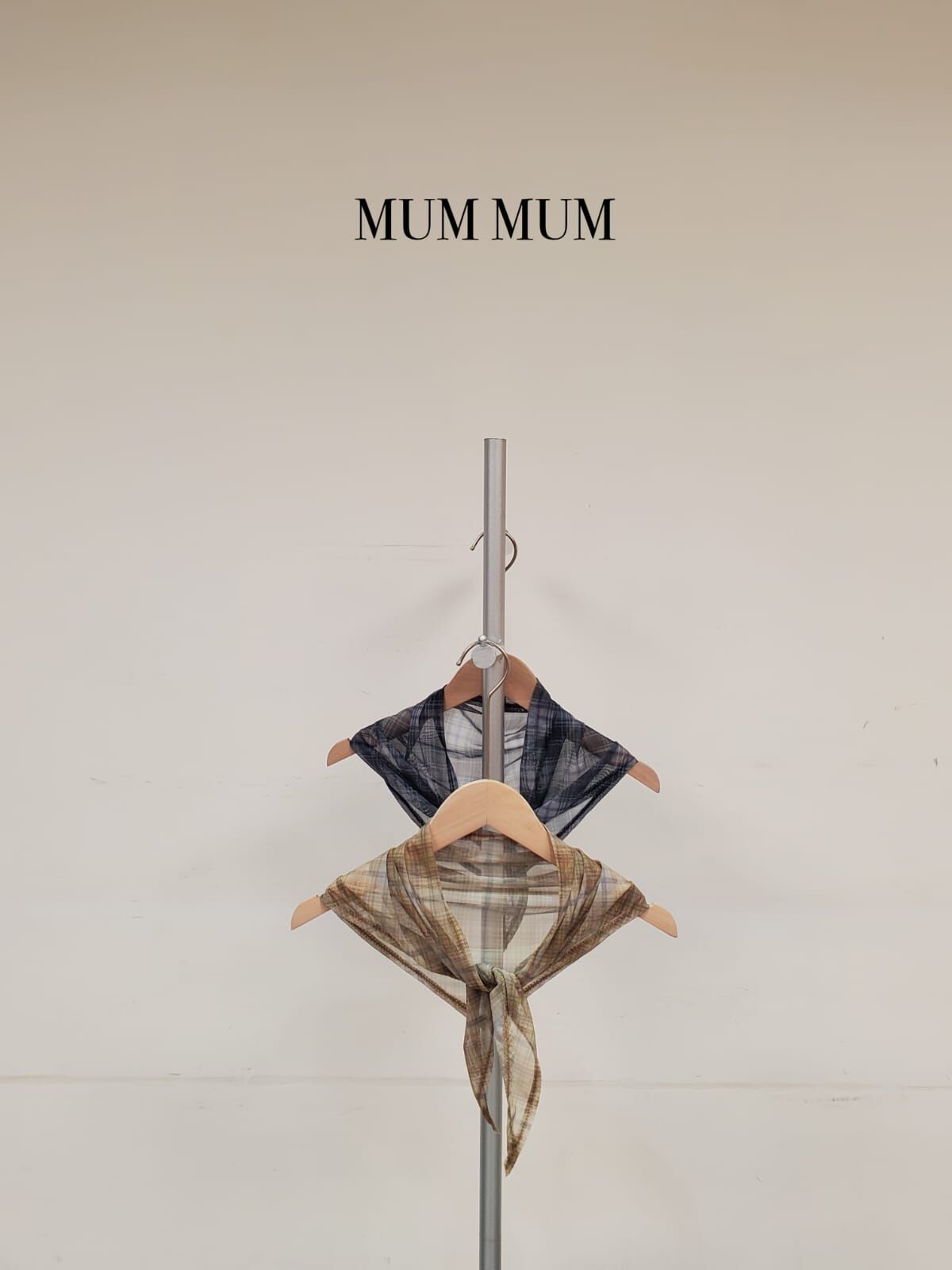 ac789／格仔紋絲巾