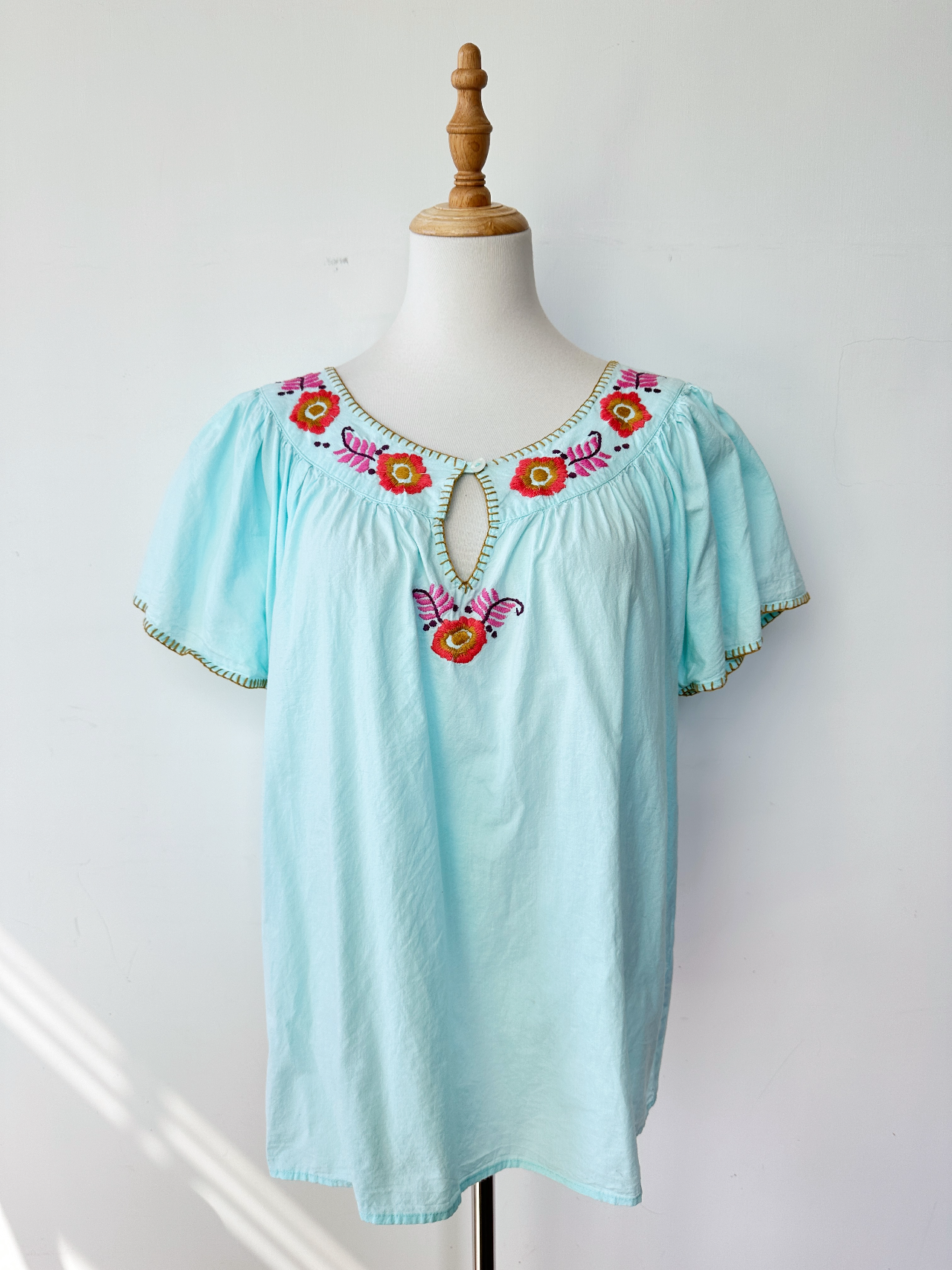 水藍色墨西哥刺繡上衣