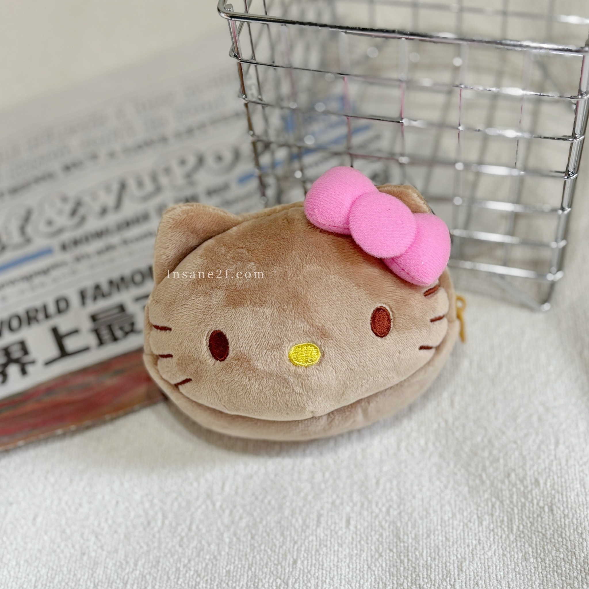 三麗鷗 SANRIO KITTY 曬黑大頭 星星扣環 增厚 零錢包 粉色蝴蝶結