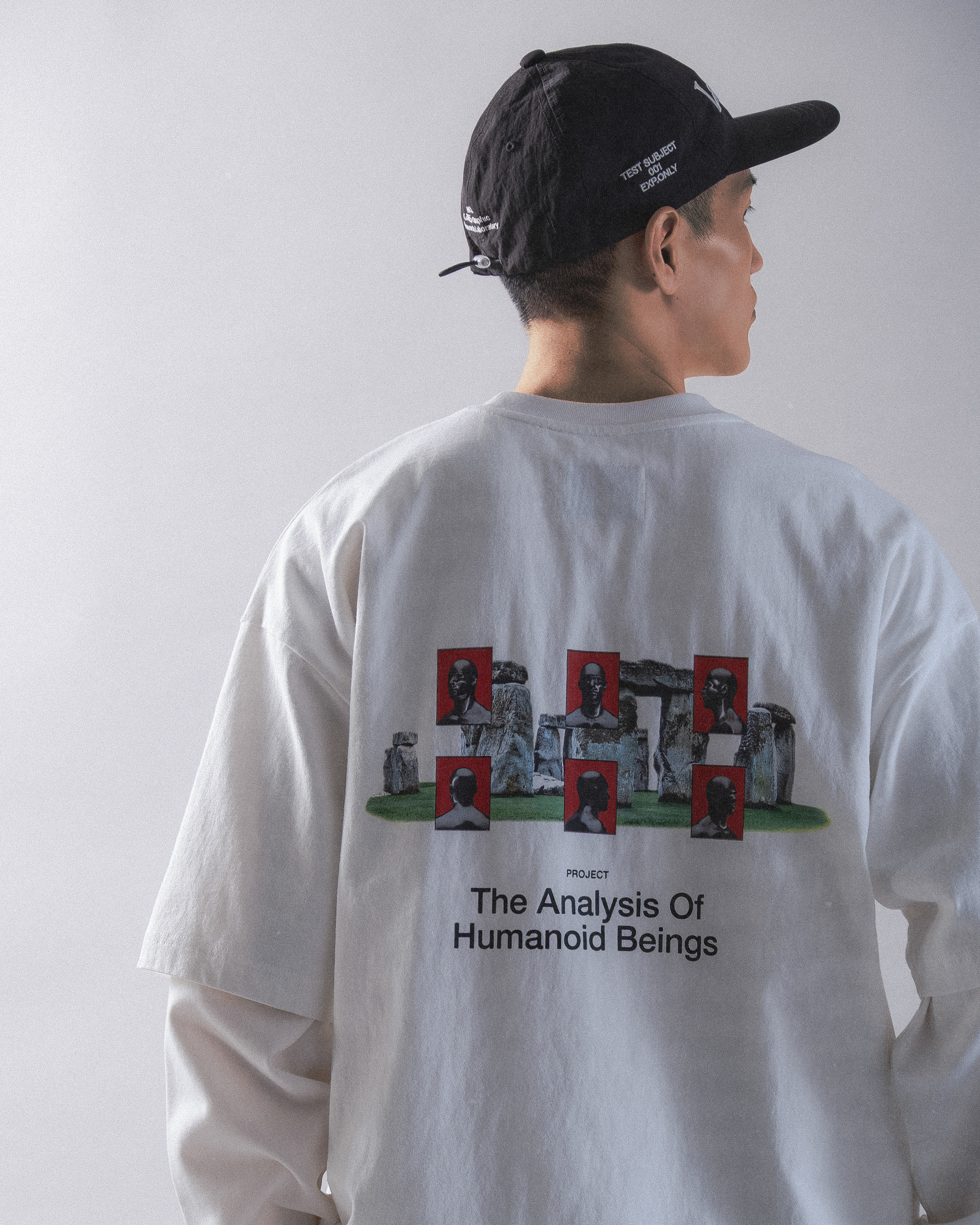 Wall of Sound - 4:44/“LINES” Common People Tee - White