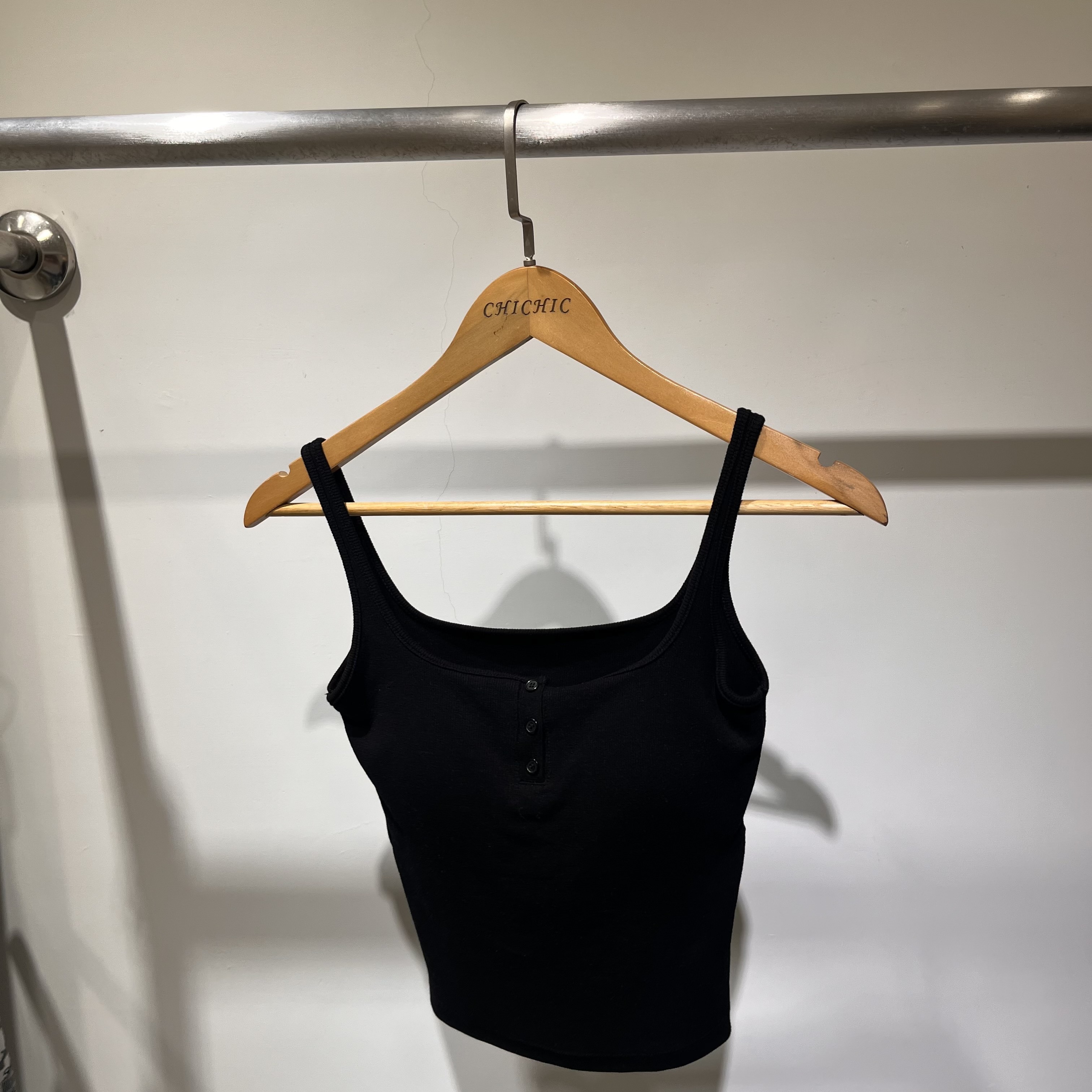 微方領前排釦小可愛(黑)