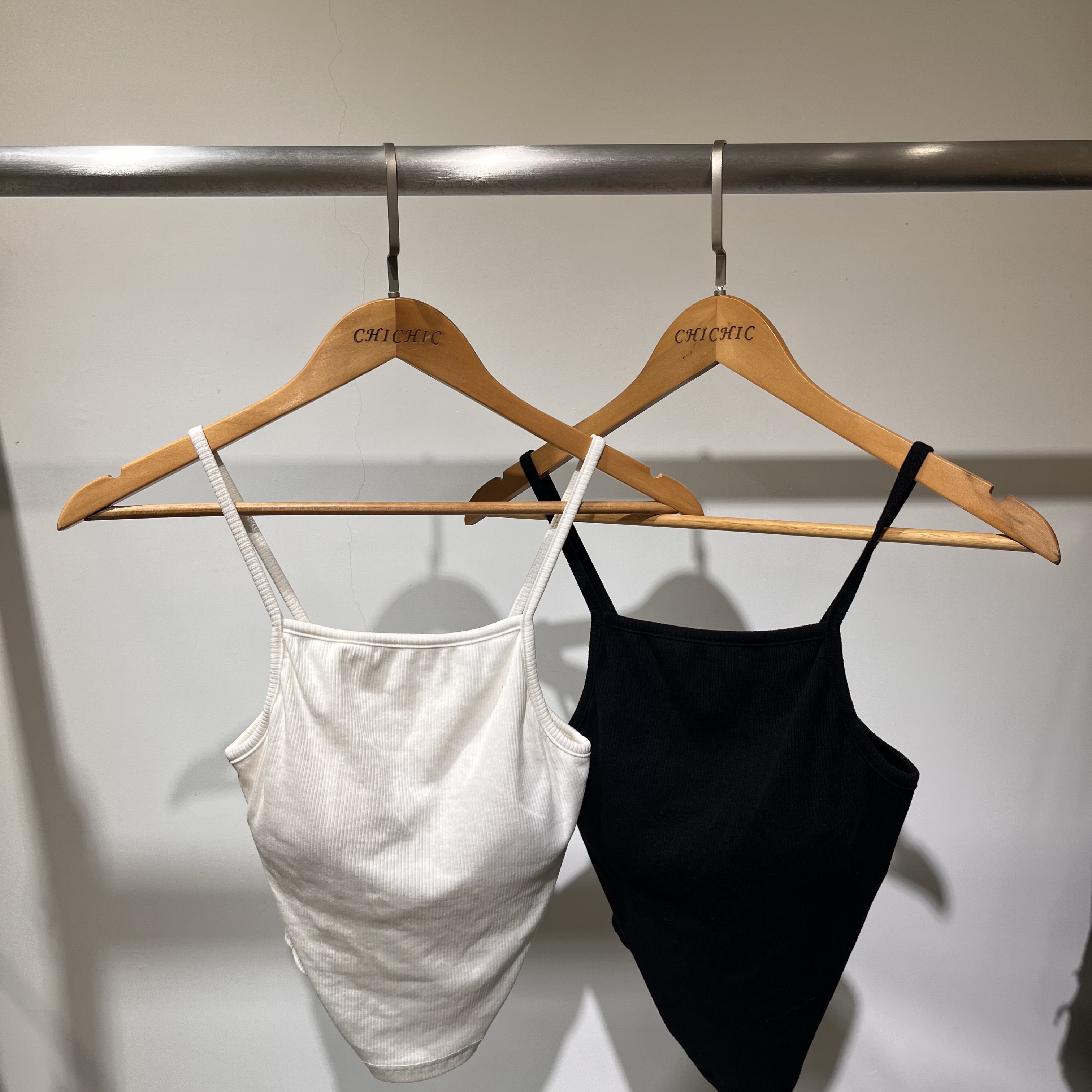 柔軟螺紋感小可愛(白/黑)