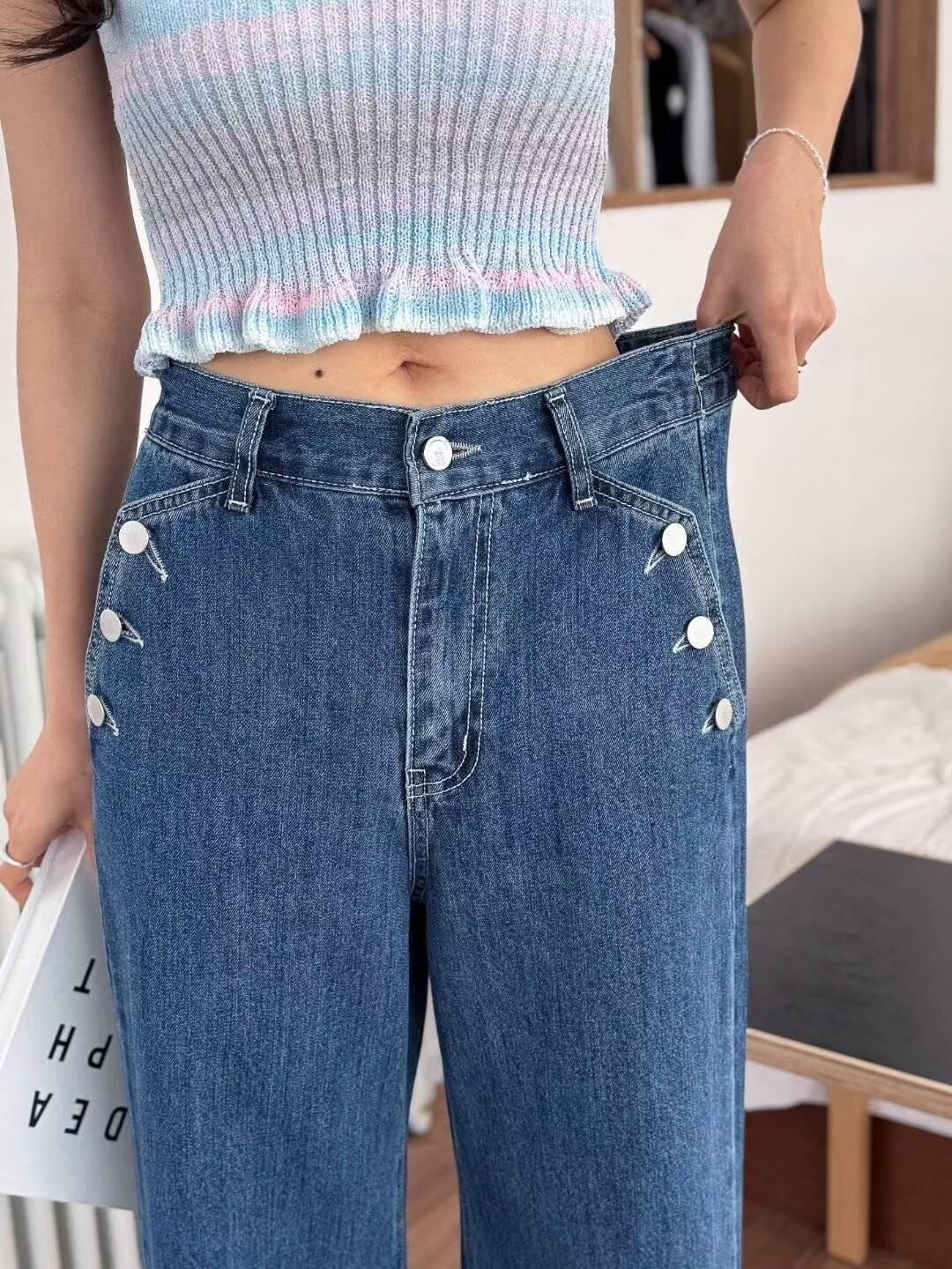 AA82 雙袋有3粒鈕扣牛仔褲，