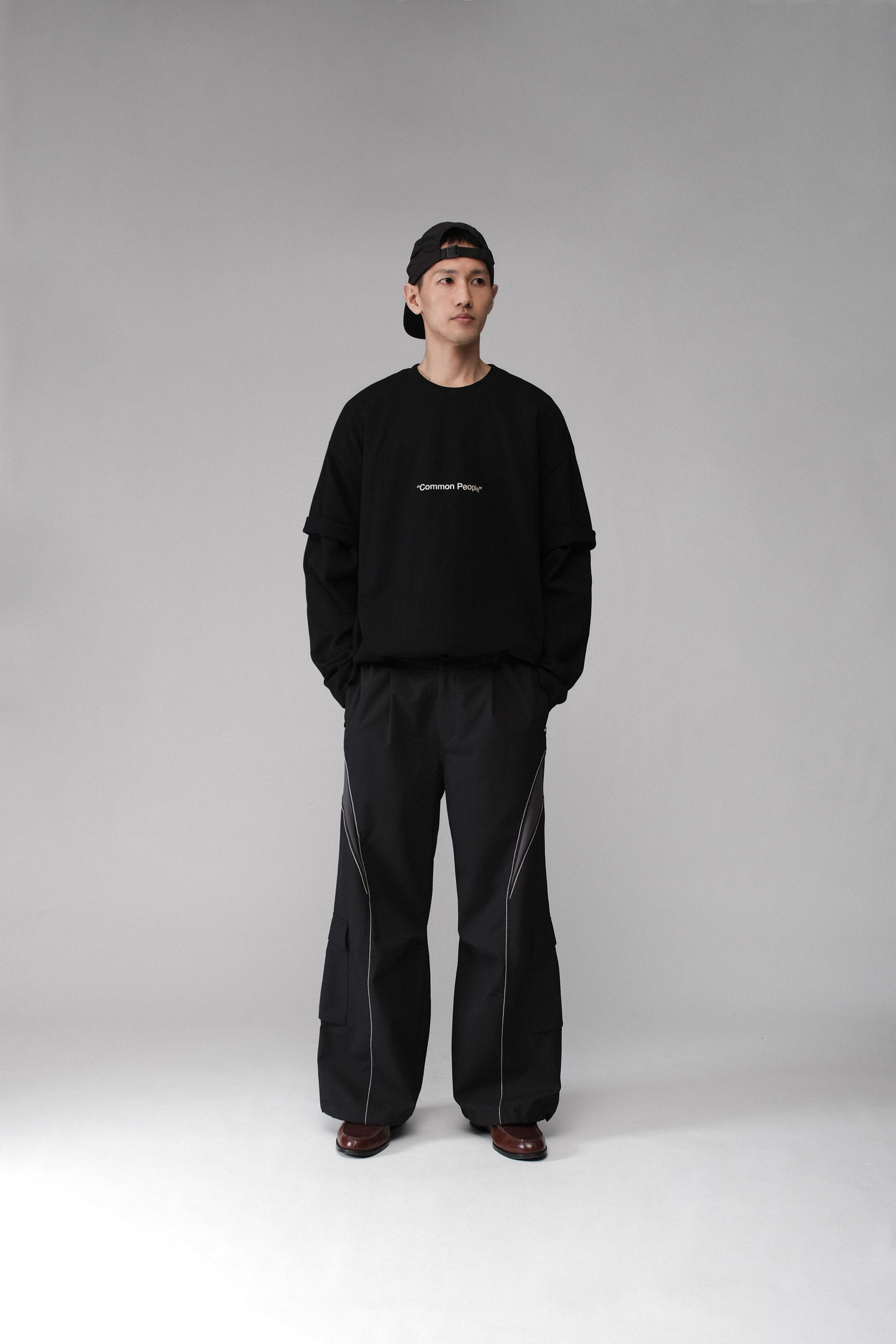 Wall of Sound - 4:44/“LINES” Common People Tee - Black