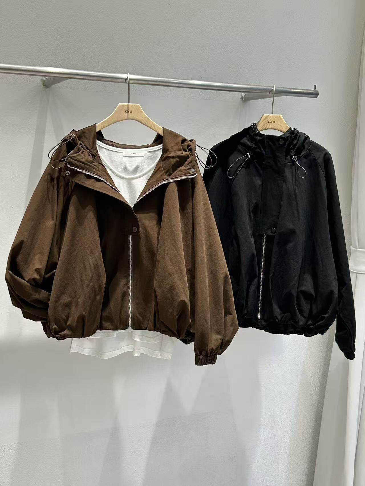 AA83 拉鏈帶帽短外套