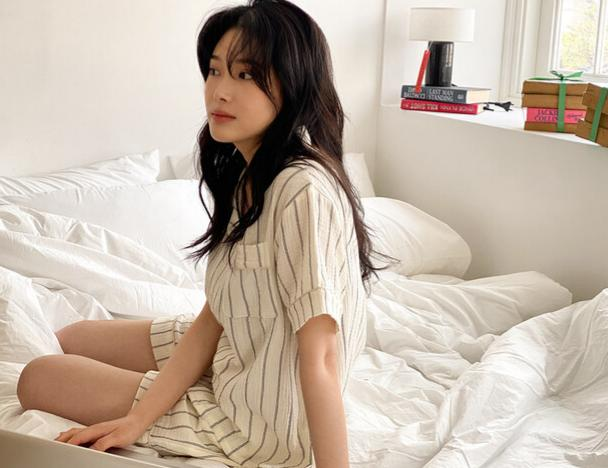 JUUNEEDU直條紋睡衣(米色)