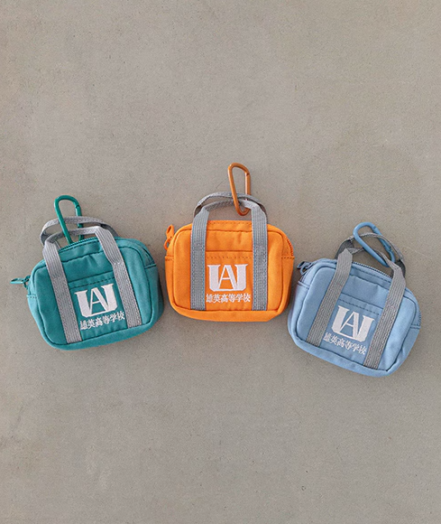 [代購][預訂] 我的英雄學院 Me% 書包形收納袋