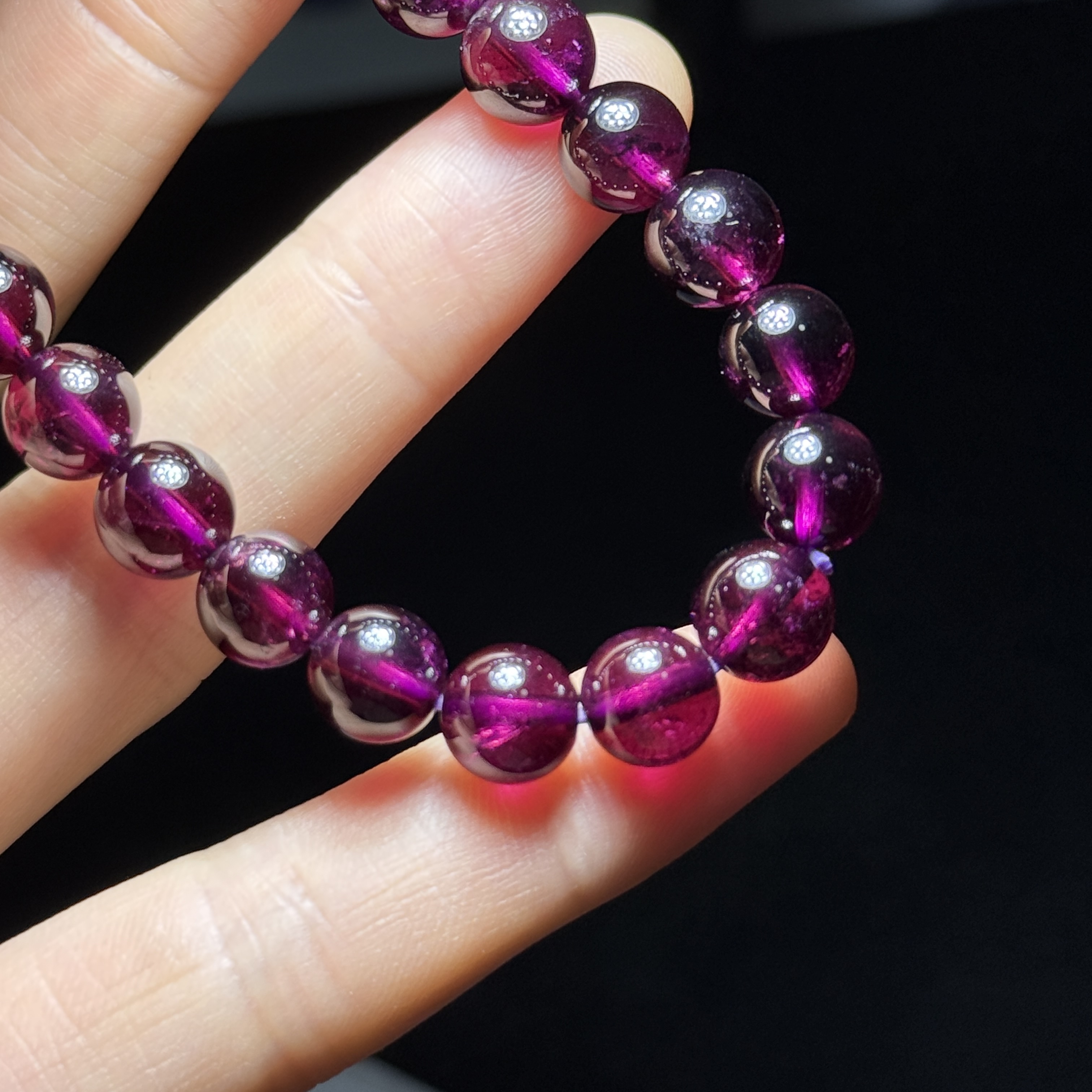 高級紫牙烏石榴石 8+mm GA1546