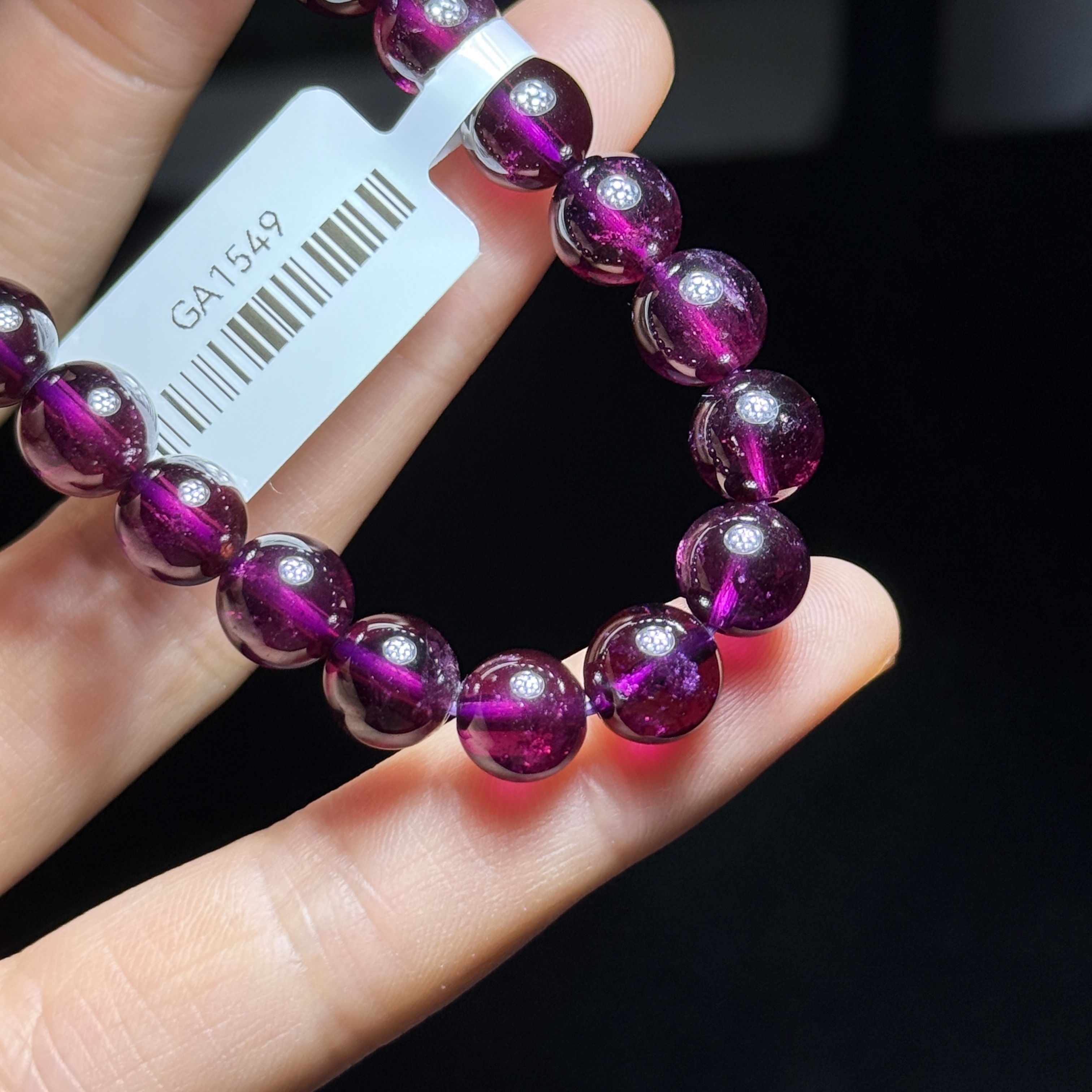 高級紫牙烏石榴石 8+mm GA1549