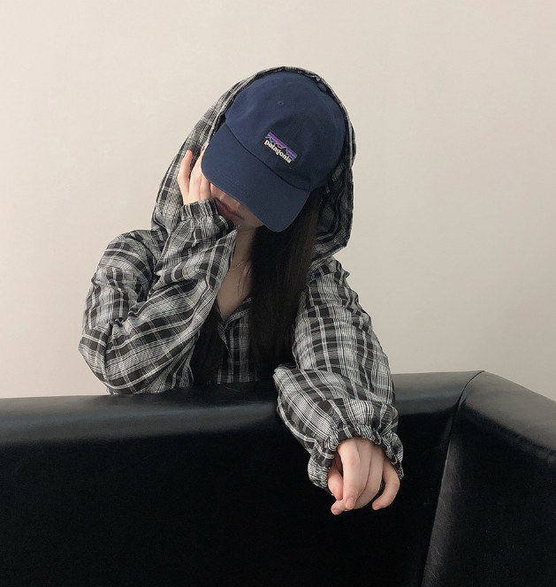 早秋預訂｜格紋繫帶半短連帽襯衫