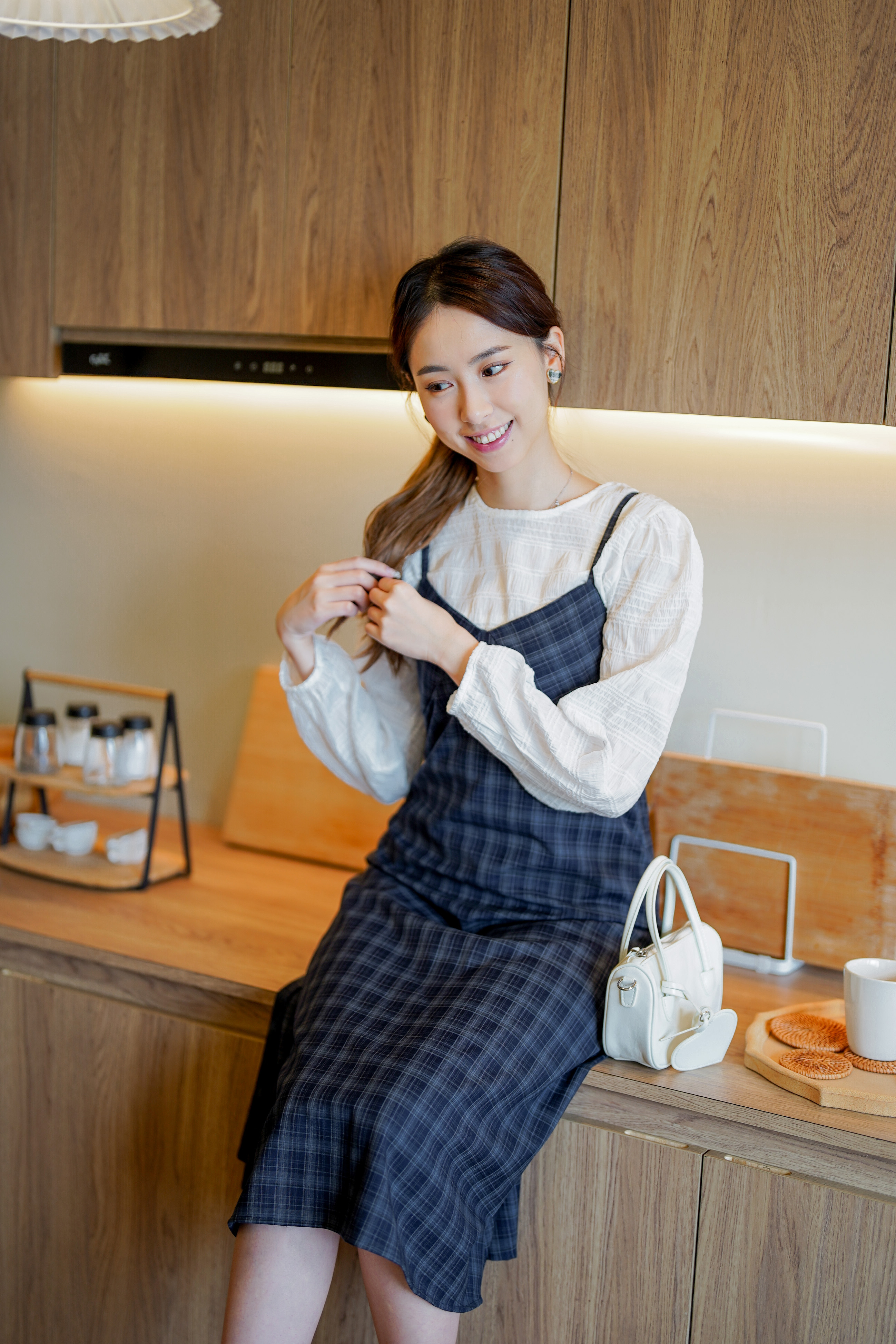 T1379 Mystique Crease Top