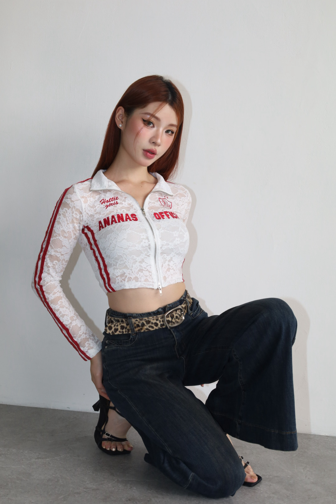 [ Ananas設計款✨]品牌LOGO雙拉鍊蕾絲上衣