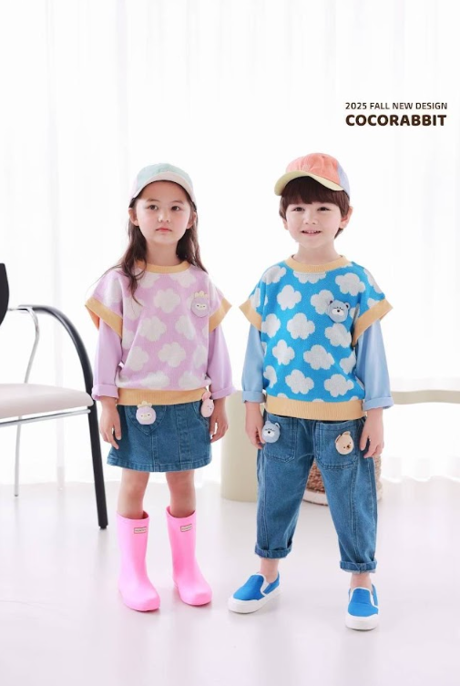 CRB09T048BL Coco Rabbit天藍色雲朵熊熊針織背心