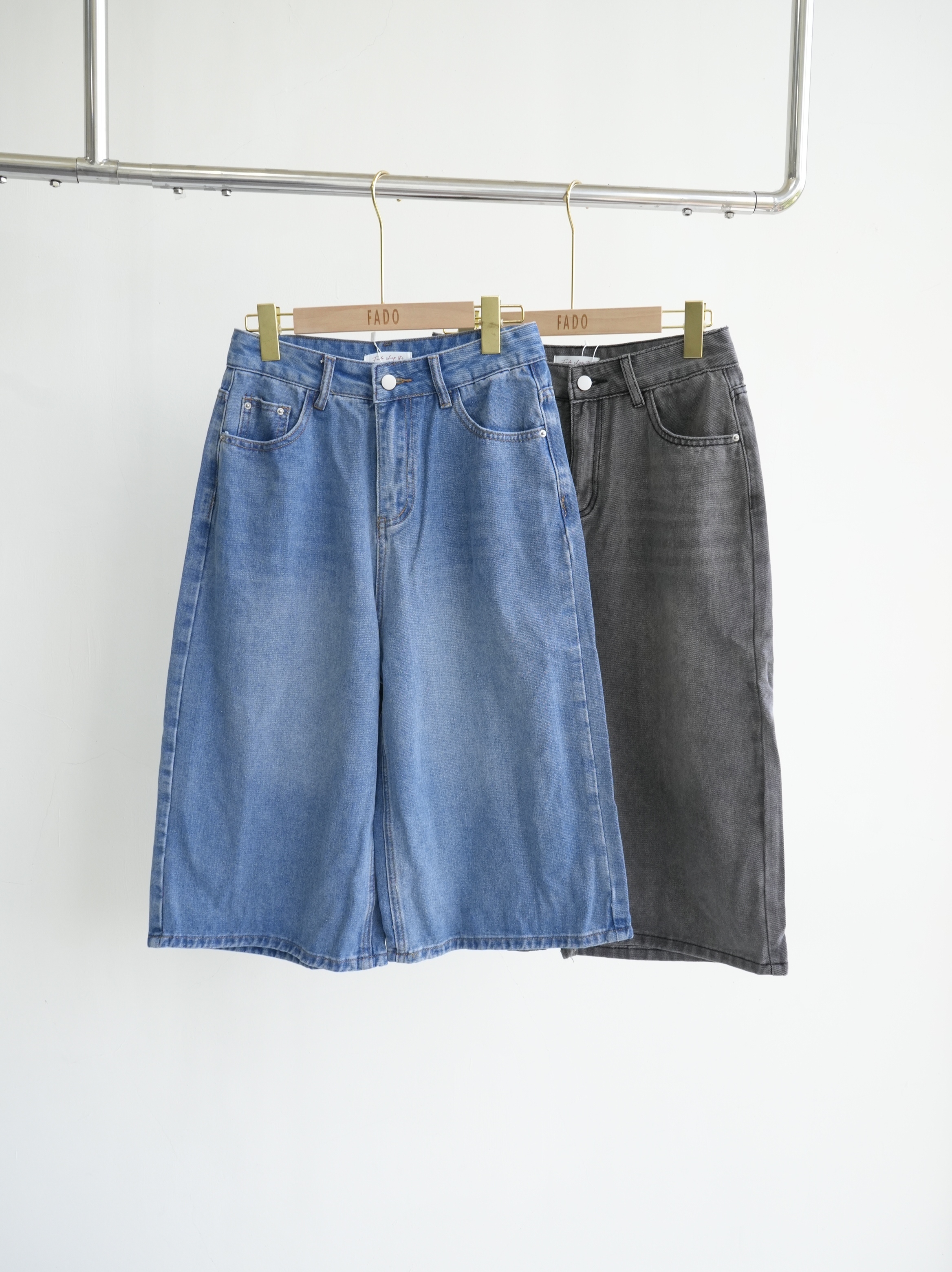 法朵Fado shop｜美式貓抓ฅ 單扣牛仔七分褲 2523001 二色 S-XL