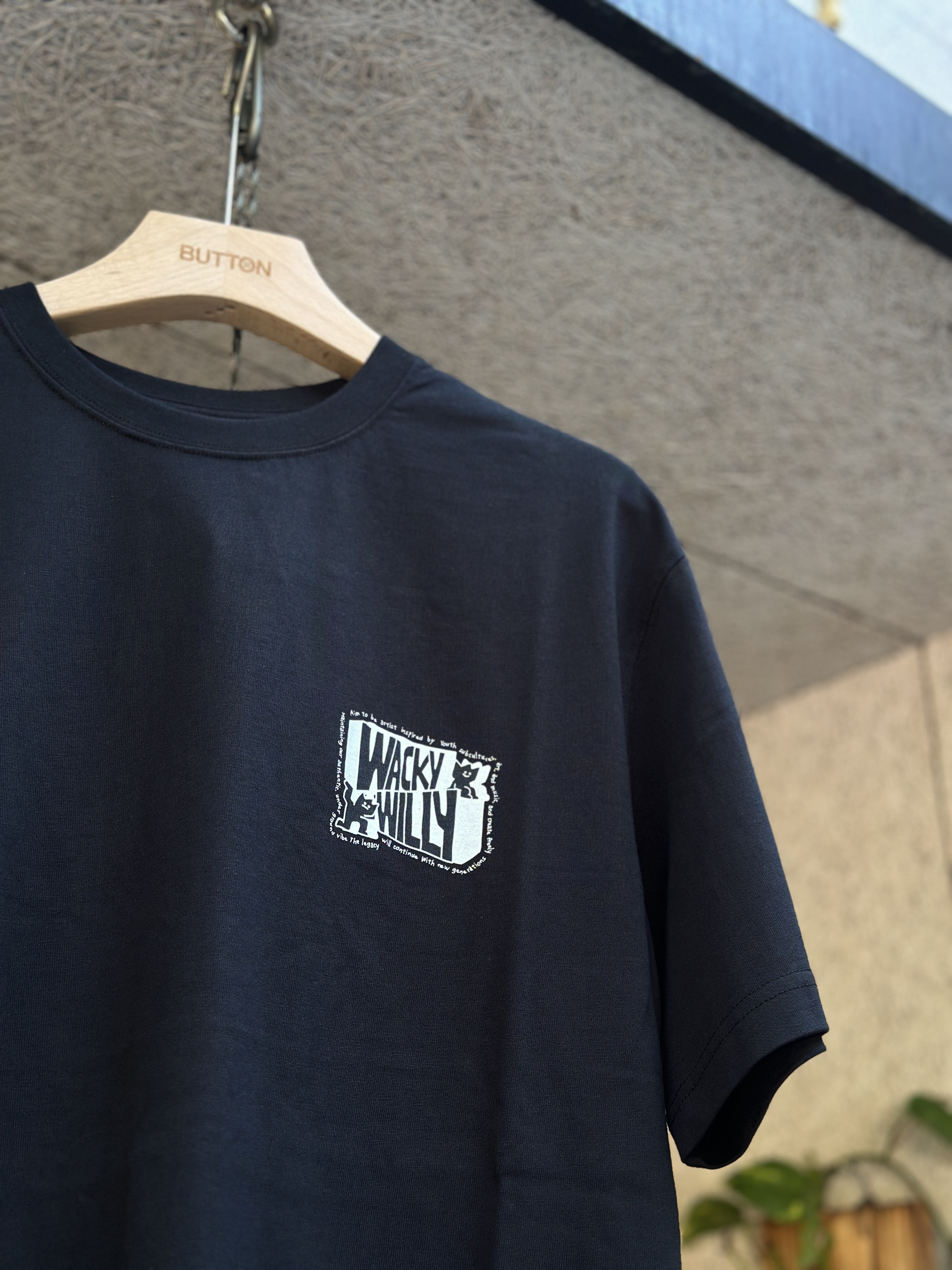 【現貨】Wacky Willy 文字磚塊圖騰 短tee WA2503ST15