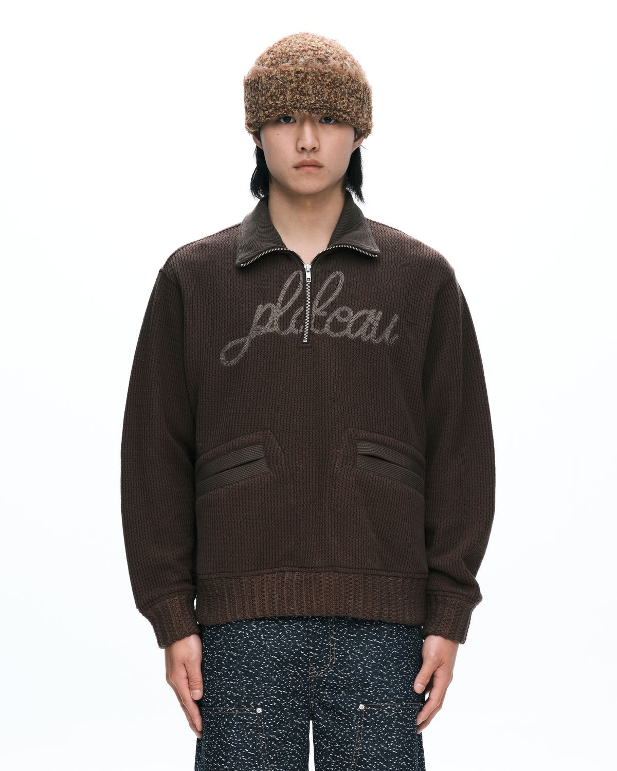 Plateau Knitted half zip up