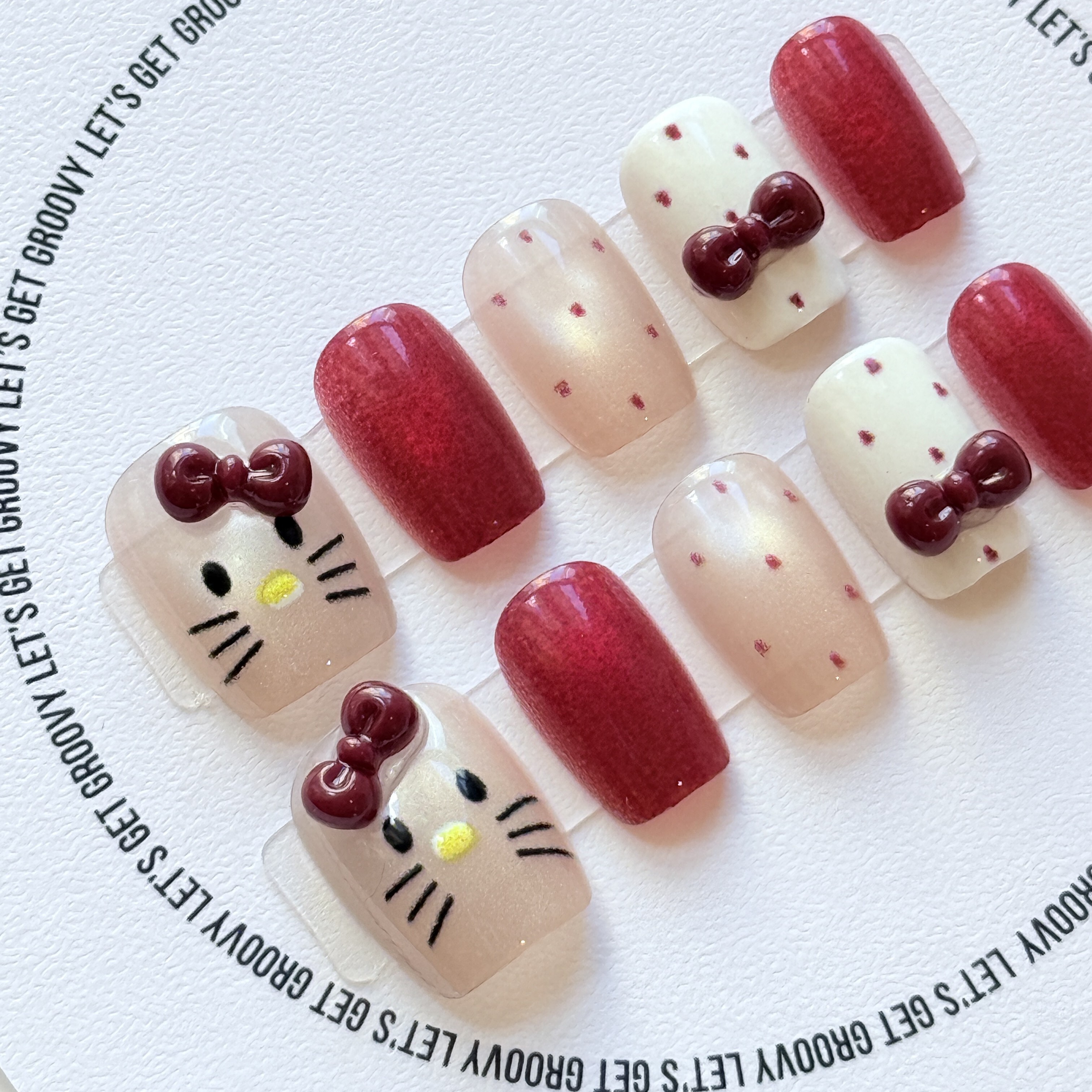 Slay ︳Red and White Hello Cat